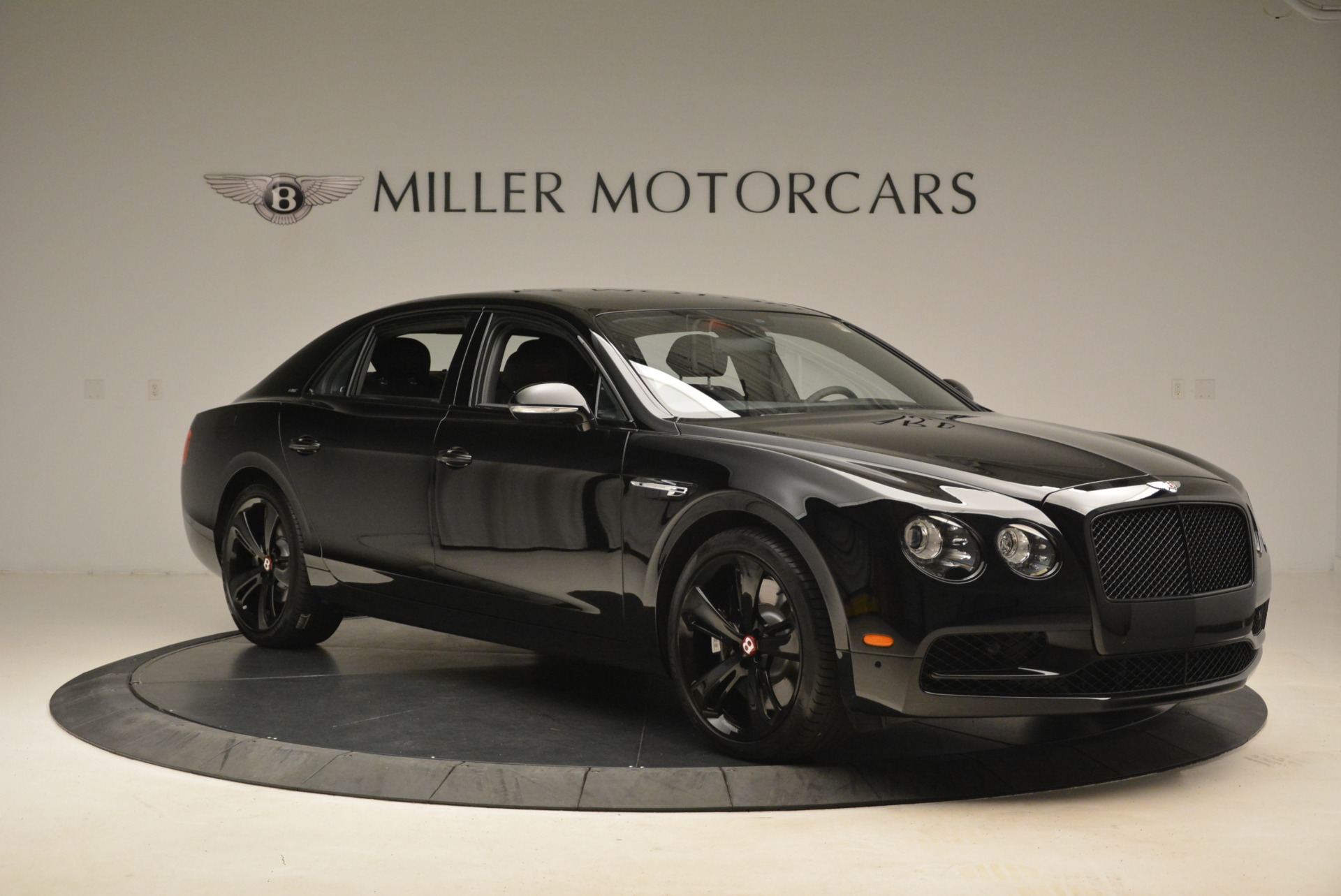 New-2018-Bentley-Flying-Spur-V8-S-Black-Edition