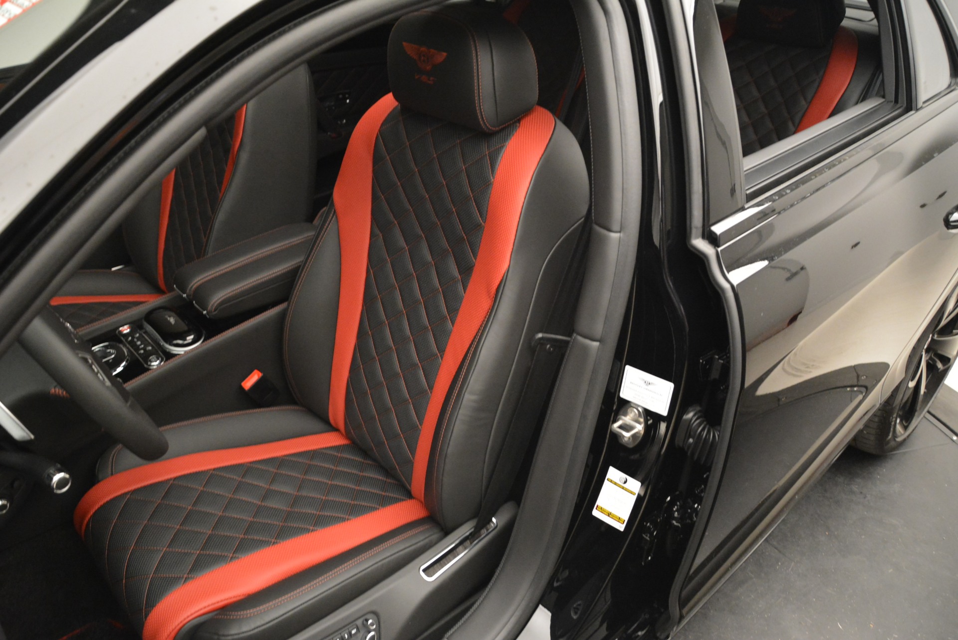 New-2018-Bentley-Flying-Spur-V8-S-Black-Edition