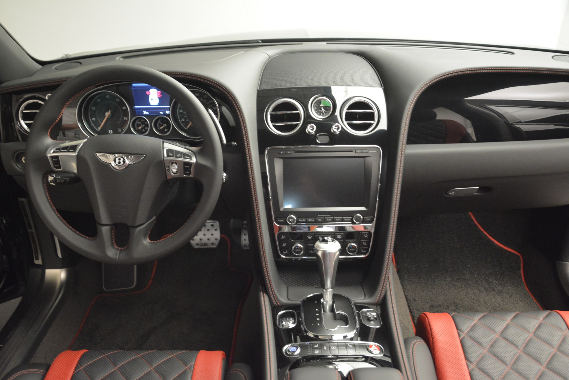 New-2018-Bentley-Flying-Spur-V8-S-Black-Edition