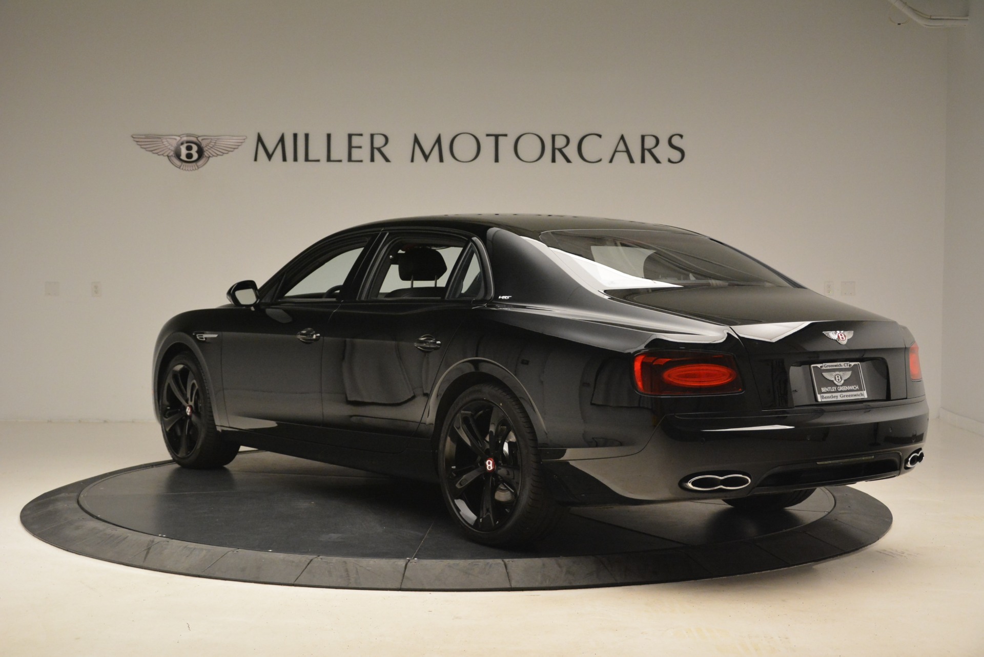 New-2018-Bentley-Flying-Spur-V8-S-Black-Edition