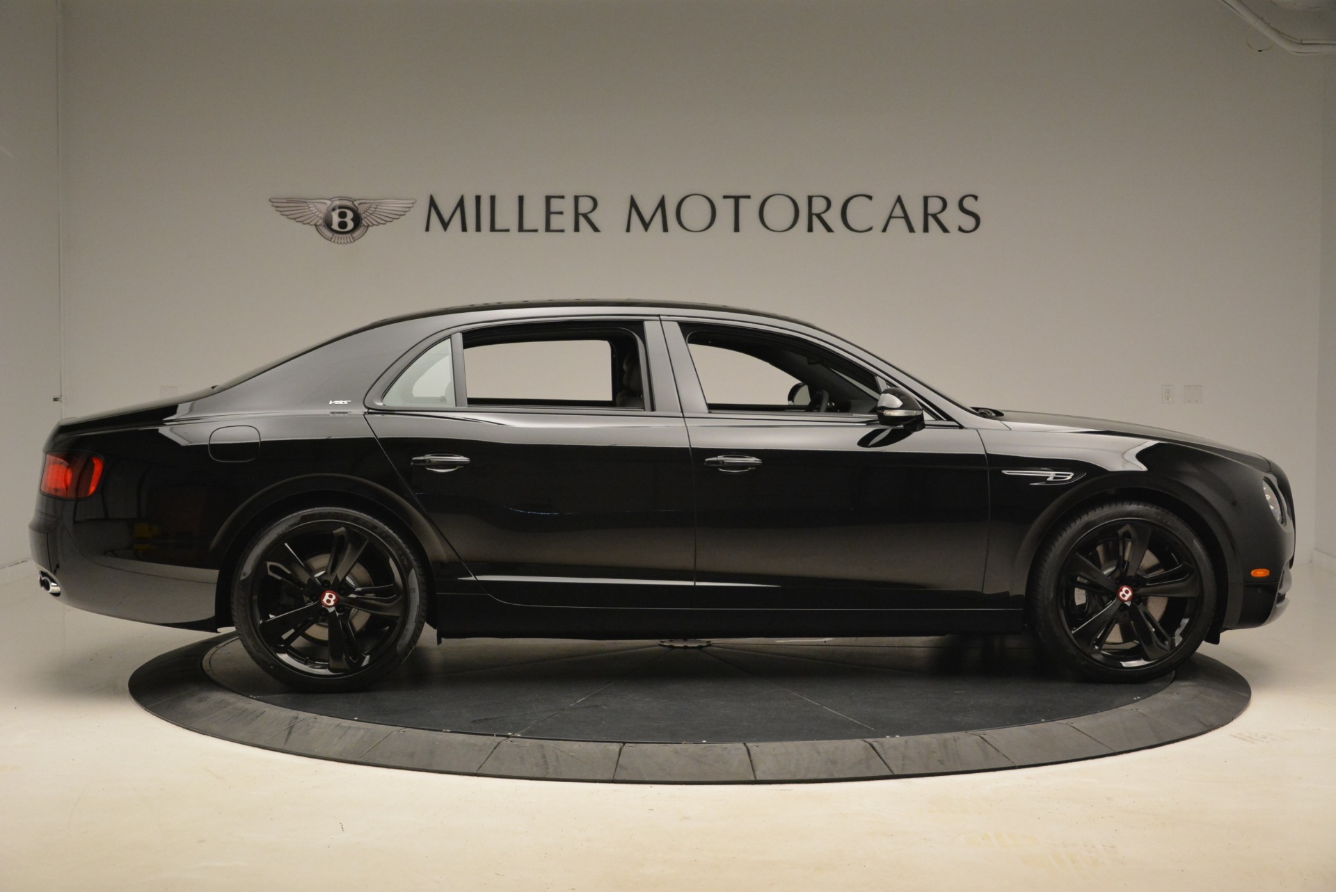 New-2018-Bentley-Flying-Spur-V8-S-Black-Edition