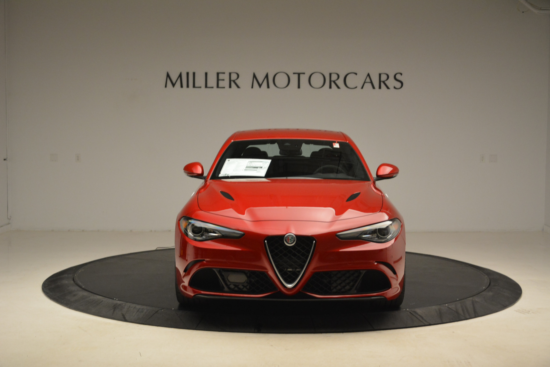 New-2018-Alfa-Romeo-Giulia-Quadrifoglio