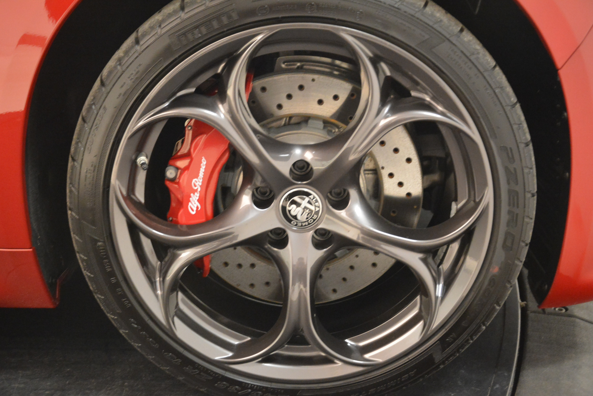 New-2018-Alfa-Romeo-Giulia-Quadrifoglio