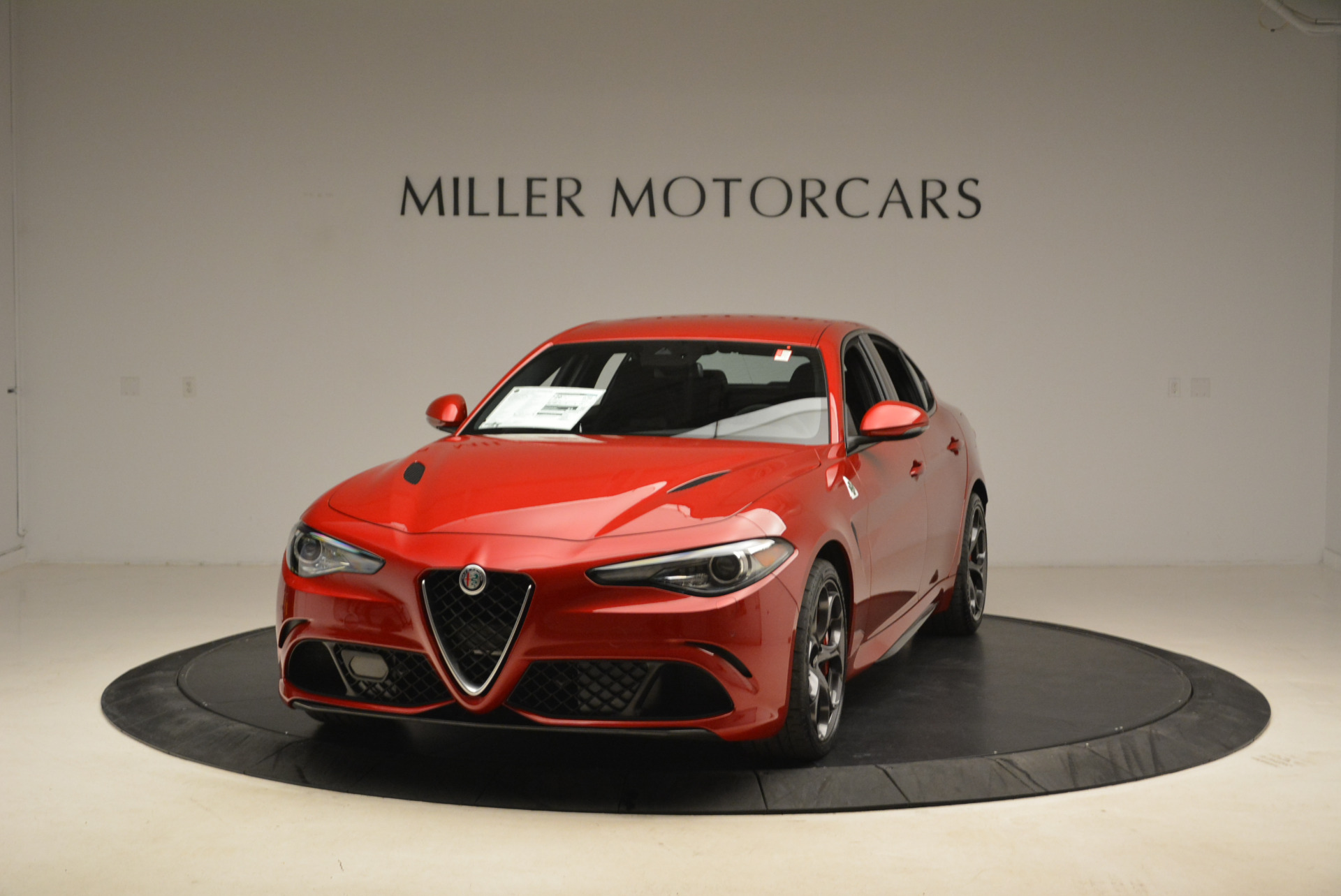 New-2018-Alfa-Romeo-Giulia-Quadrifoglio