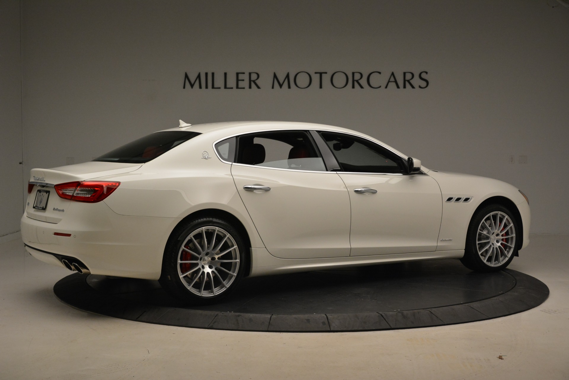New-2018-Maserati-Quattroporte-S-Q4-GranLusso