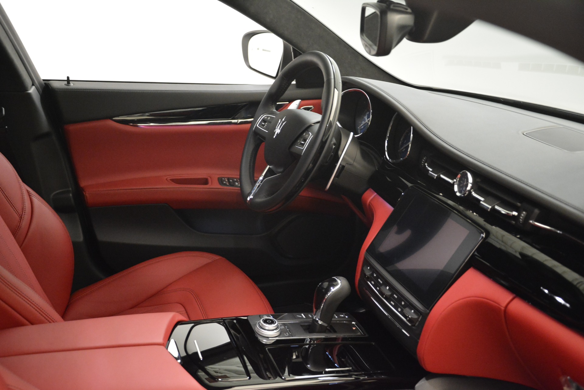 New-2018-Maserati-Quattroporte-S-Q4-GranLusso