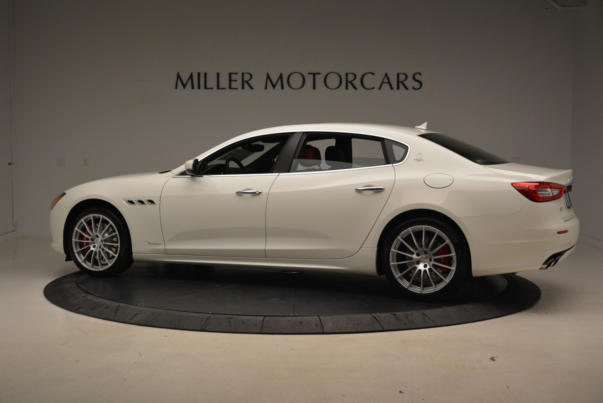New-2018-Maserati-Quattroporte-S-Q4-GranLusso