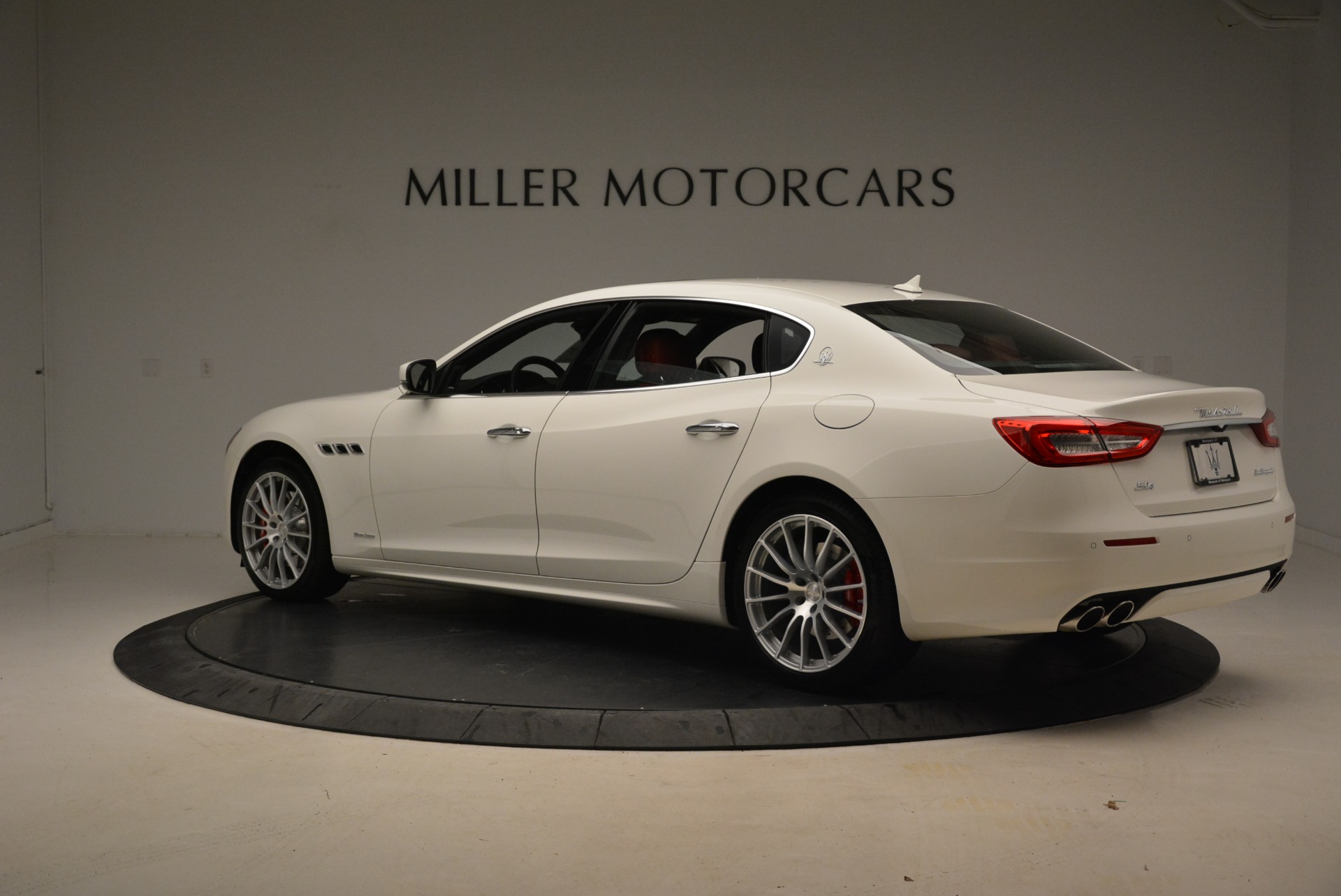 New-2018-Maserati-Quattroporte-S-Q4-GranLusso