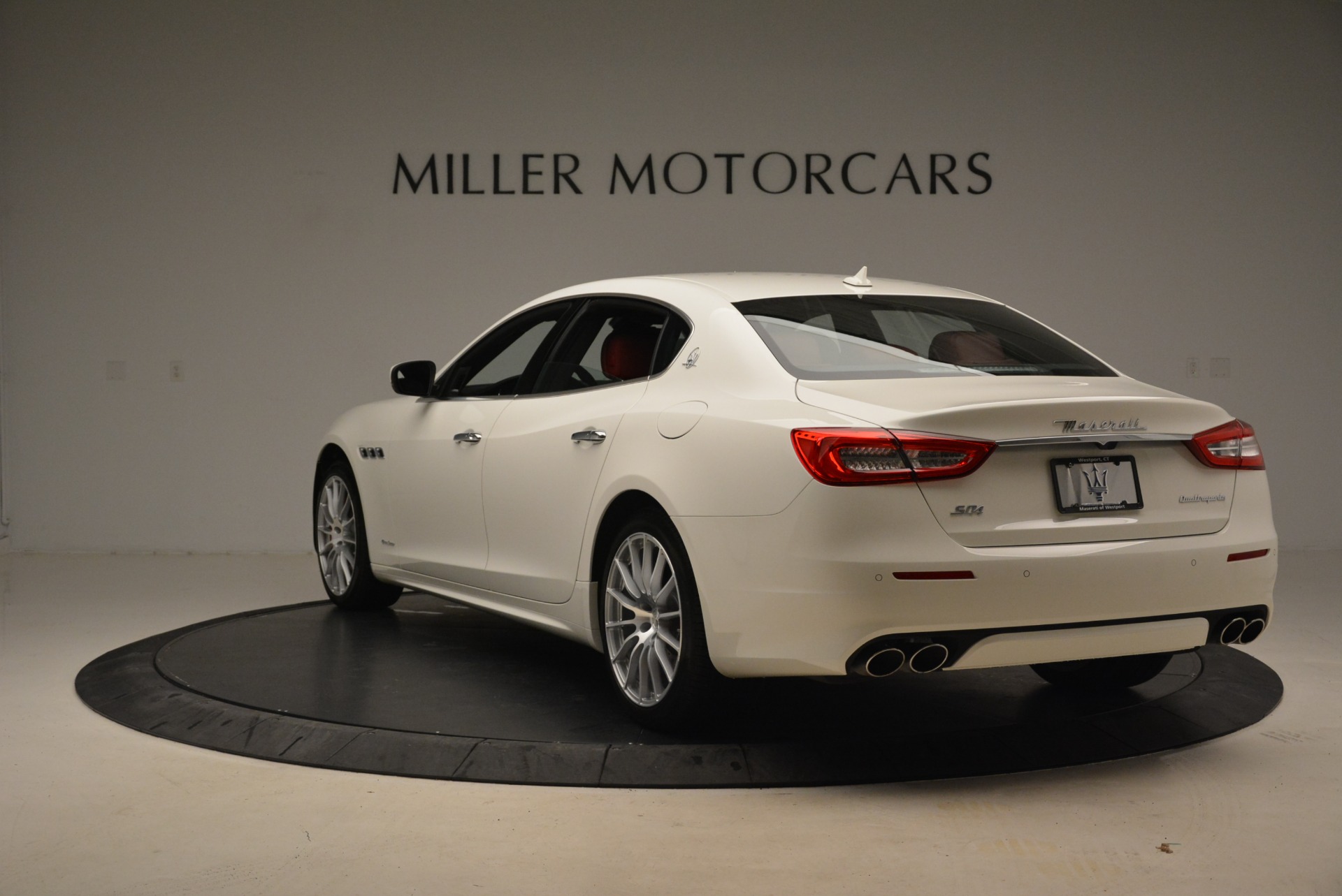 New-2018-Maserati-Quattroporte-S-Q4-GranLusso