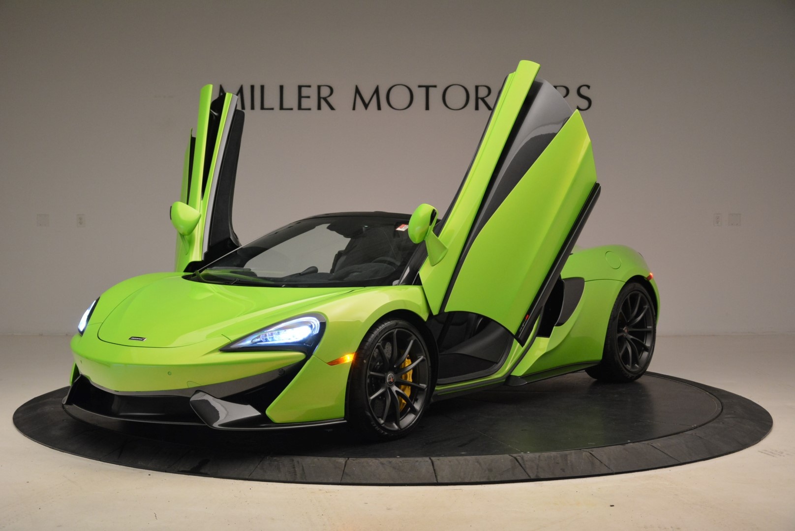 New-2018-McLaren-570S-Spider