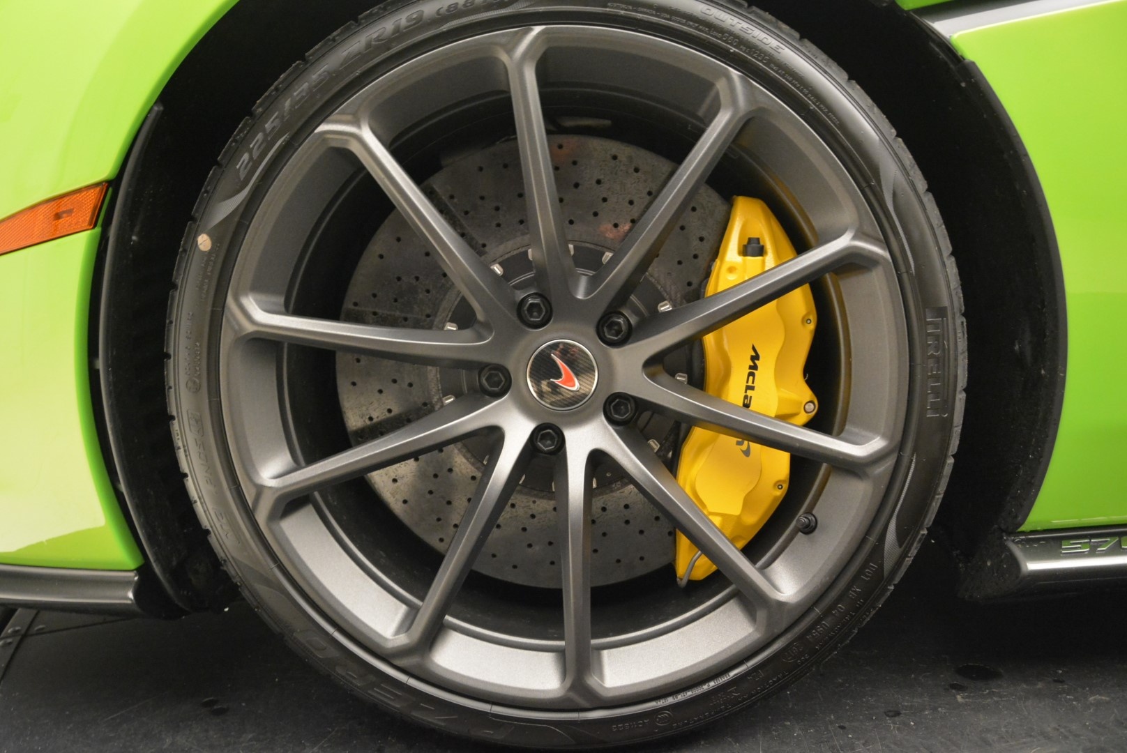 New-2018-McLaren-570S-Spider