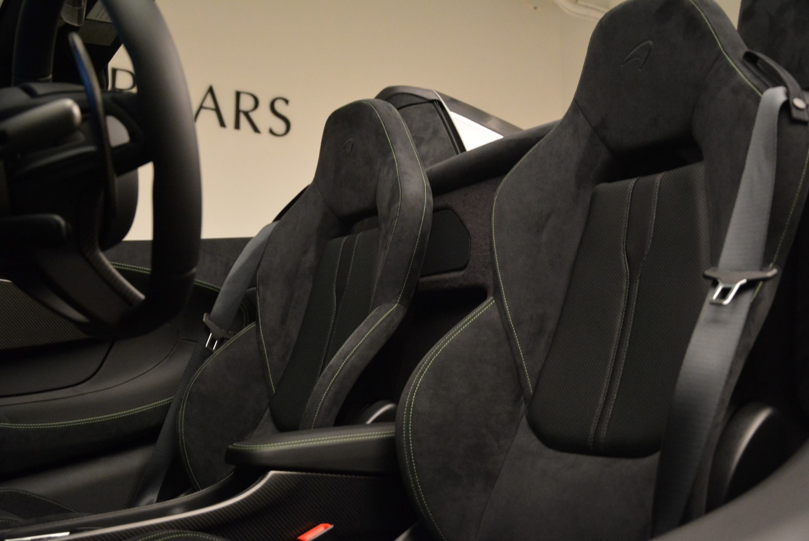 New-2018-McLaren-570S-Spider