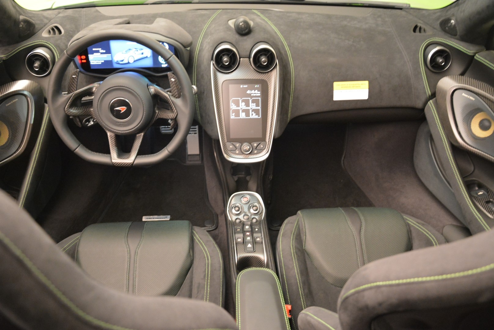 New-2018-McLaren-570S-Spider