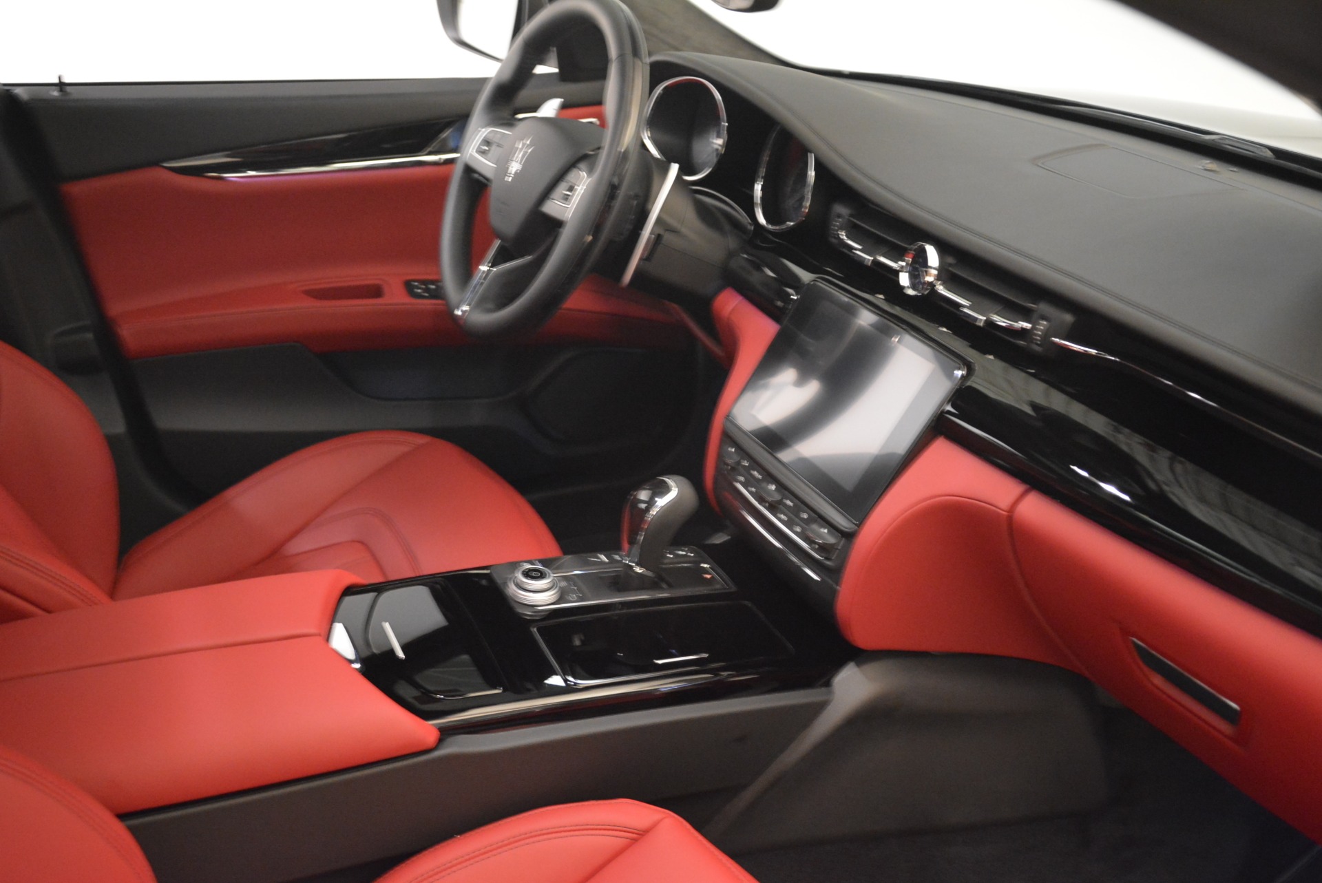 New-2018-Maserati-Quattroporte-S-Q4-GranLusso