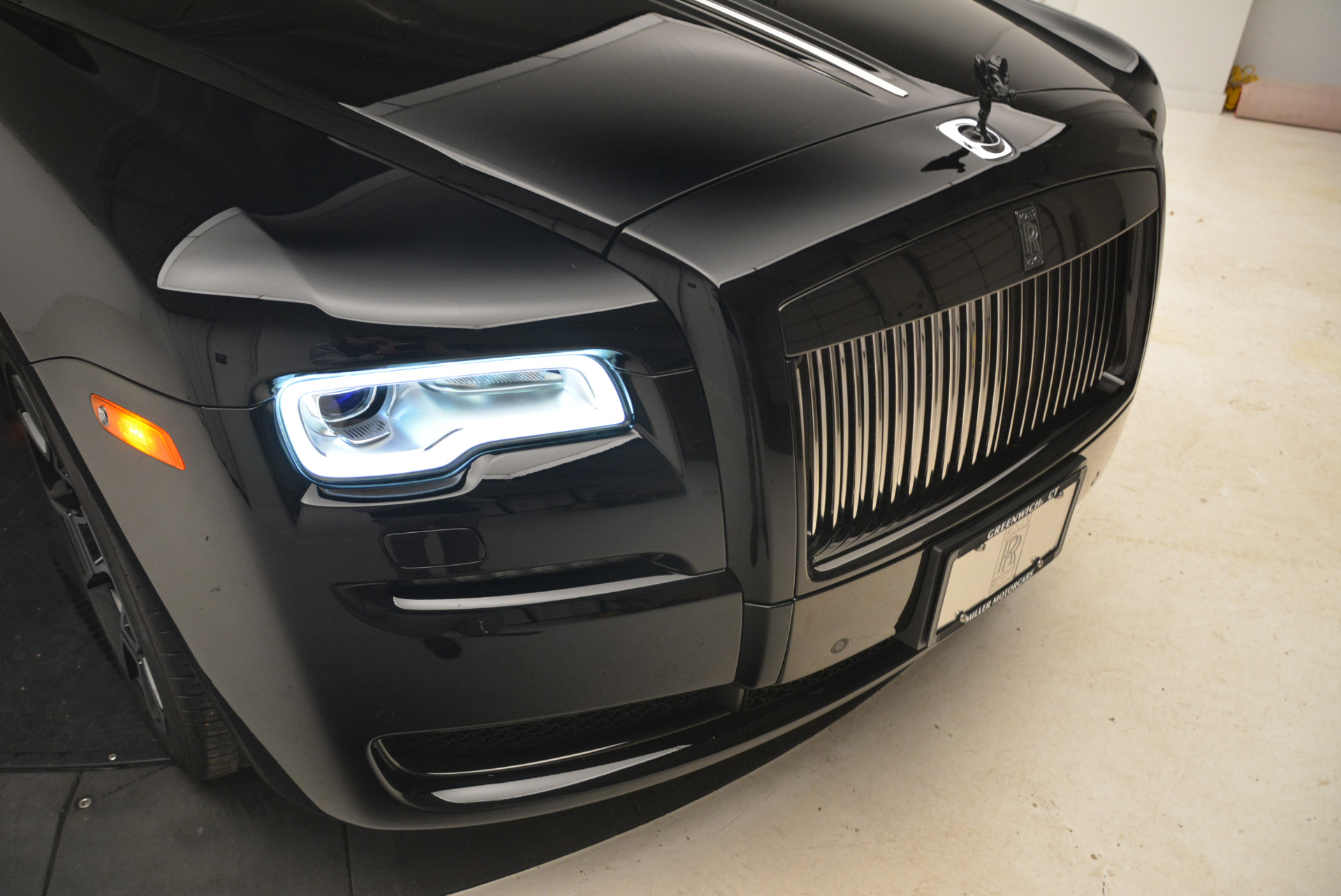 Used-2017-Rolls-Royce-Ghost-Black-Badge