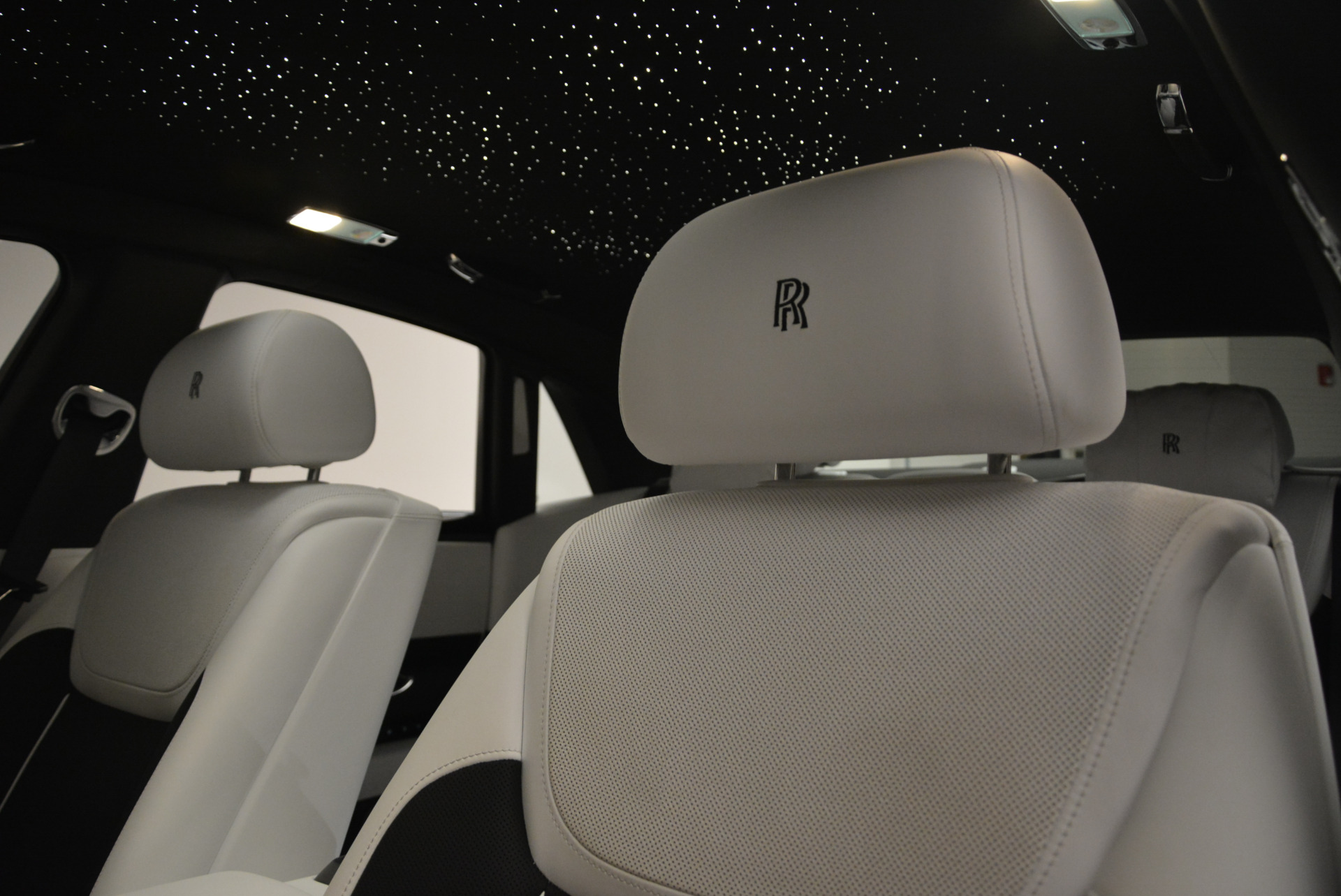 Used-2017-Rolls-Royce-Ghost-Black-Badge