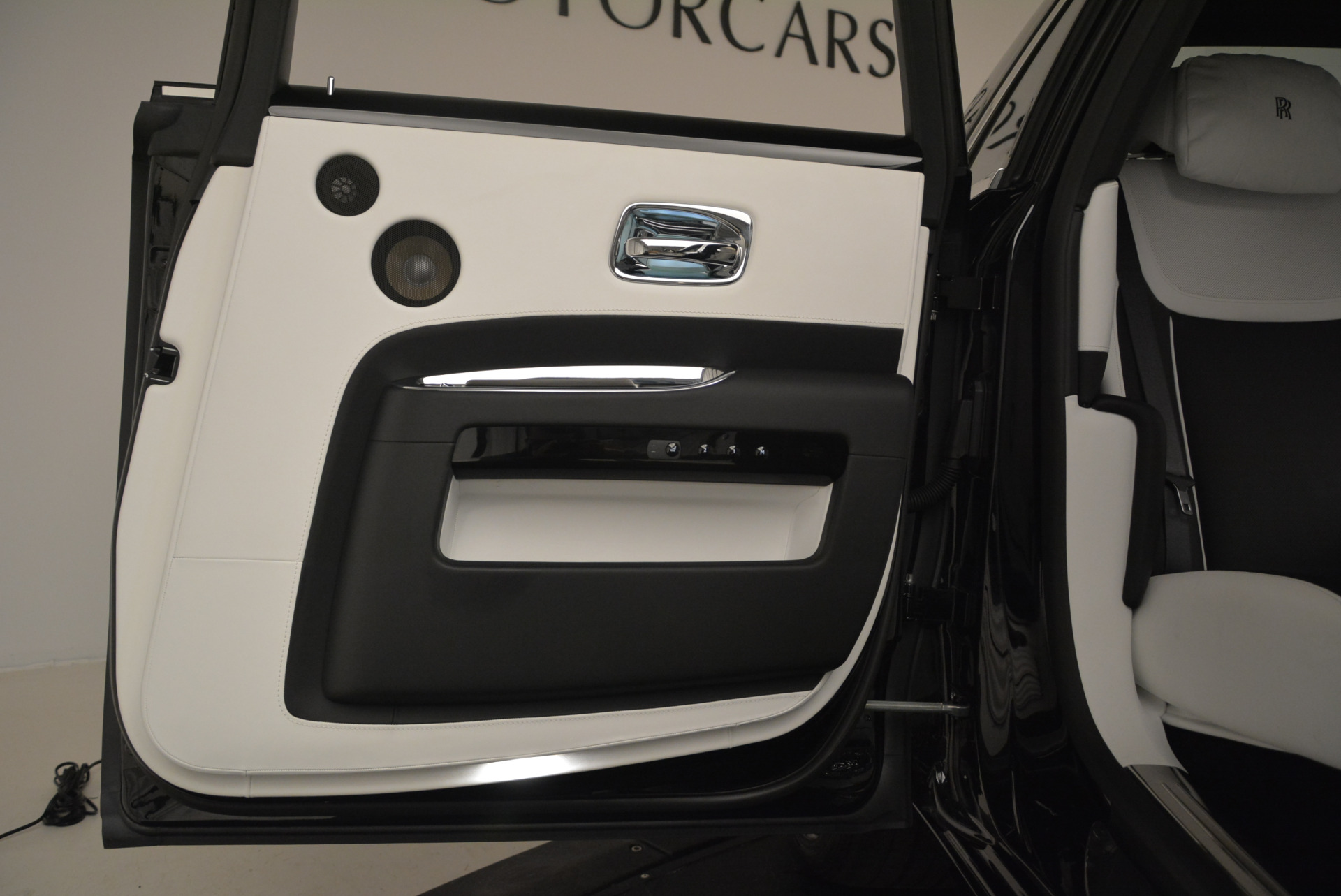 Used-2017-Rolls-Royce-Ghost-Black-Badge