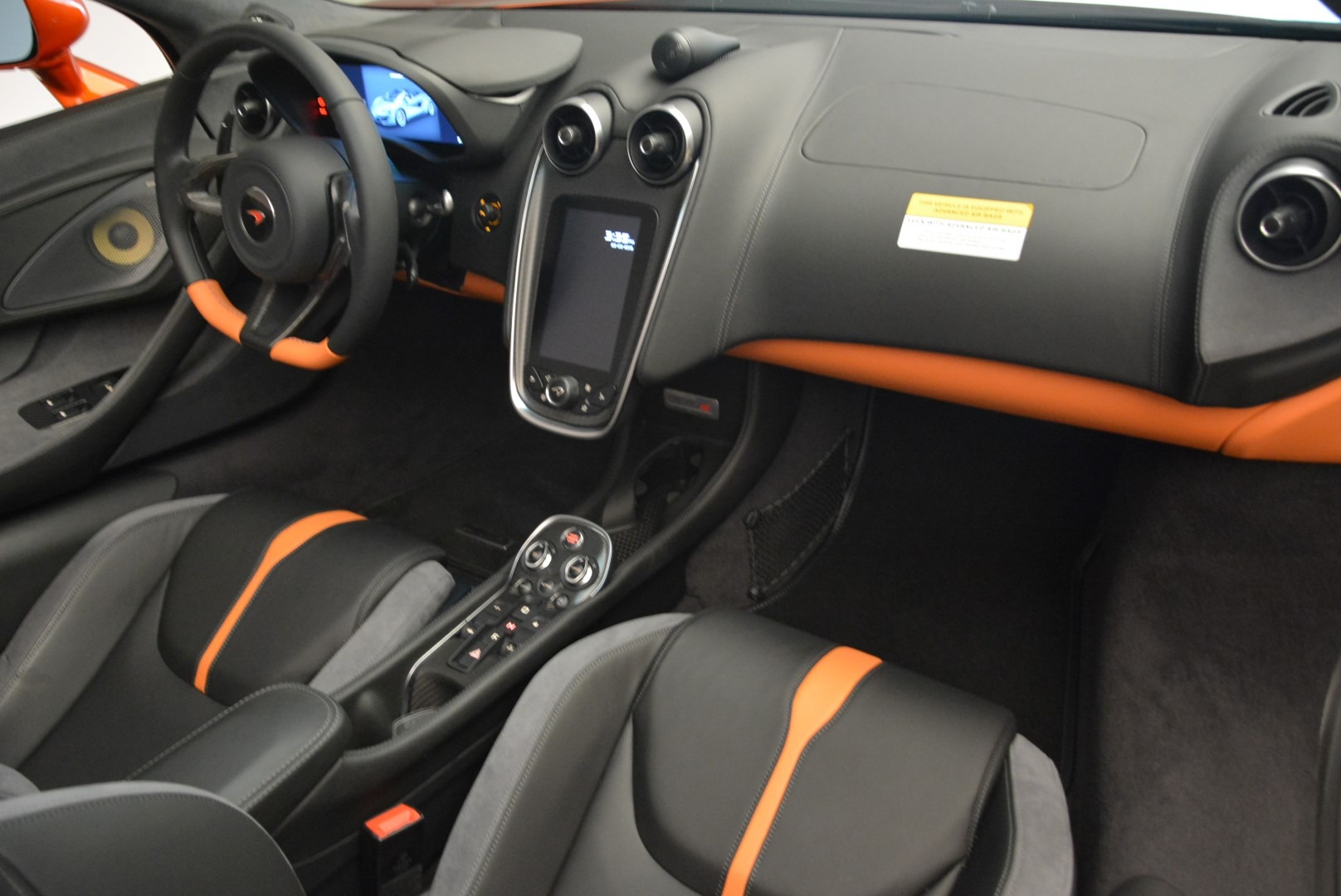 New-2018-McLaren-570S-Spider