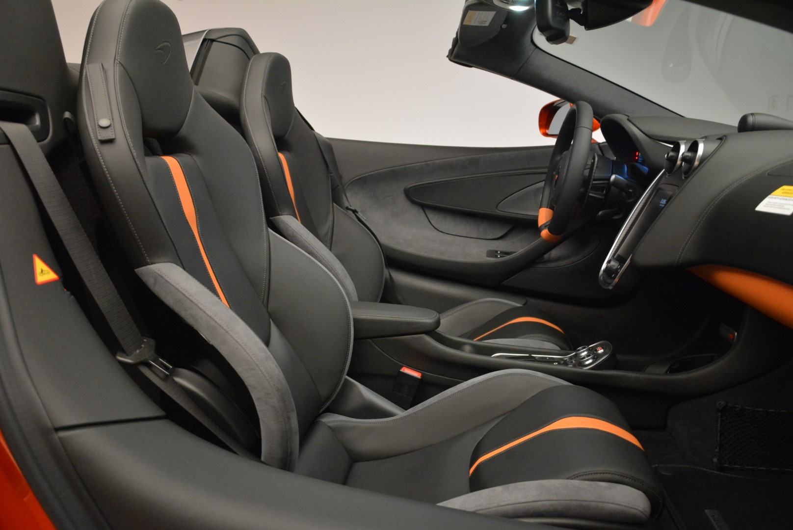 New-2018-McLaren-570S-Spider