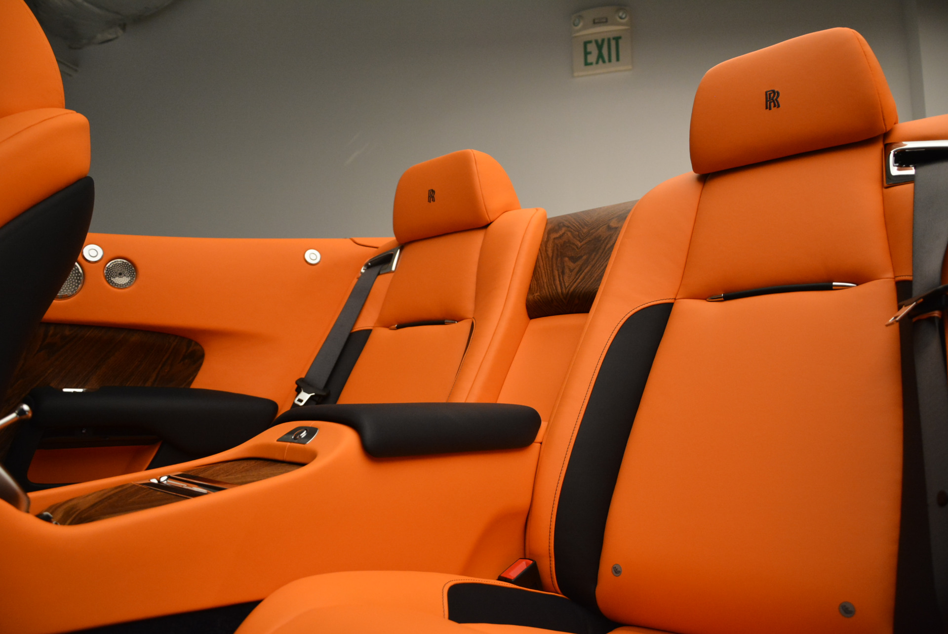 New-2018-Rolls-Royce-Dawn