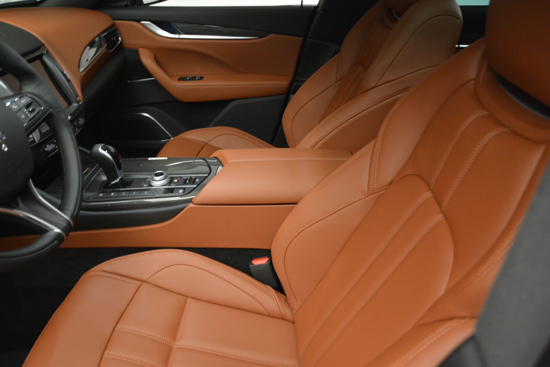 New-2018-Maserati-Levante-Q4-GranSport