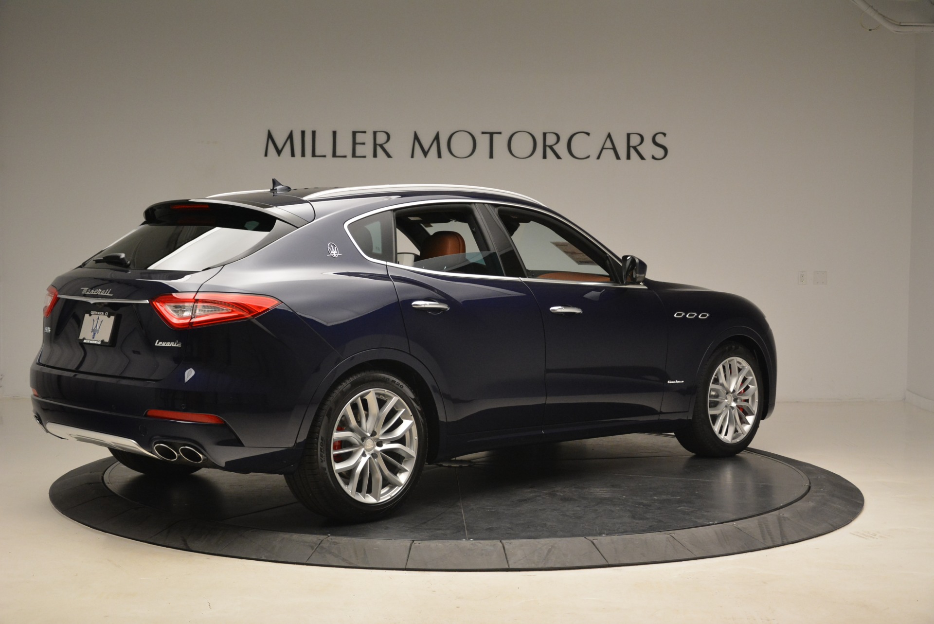 Used-2018-Maserati-Levante-S-Q4-GranLusso