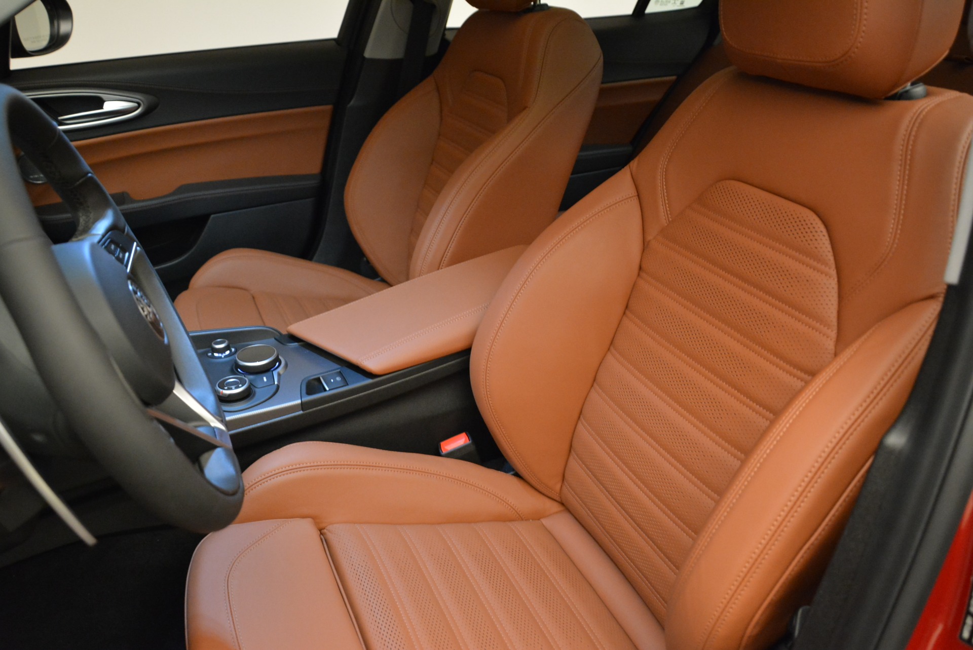 New-2018-Alfa-Romeo-Giulia-Ti-Sport-Q4