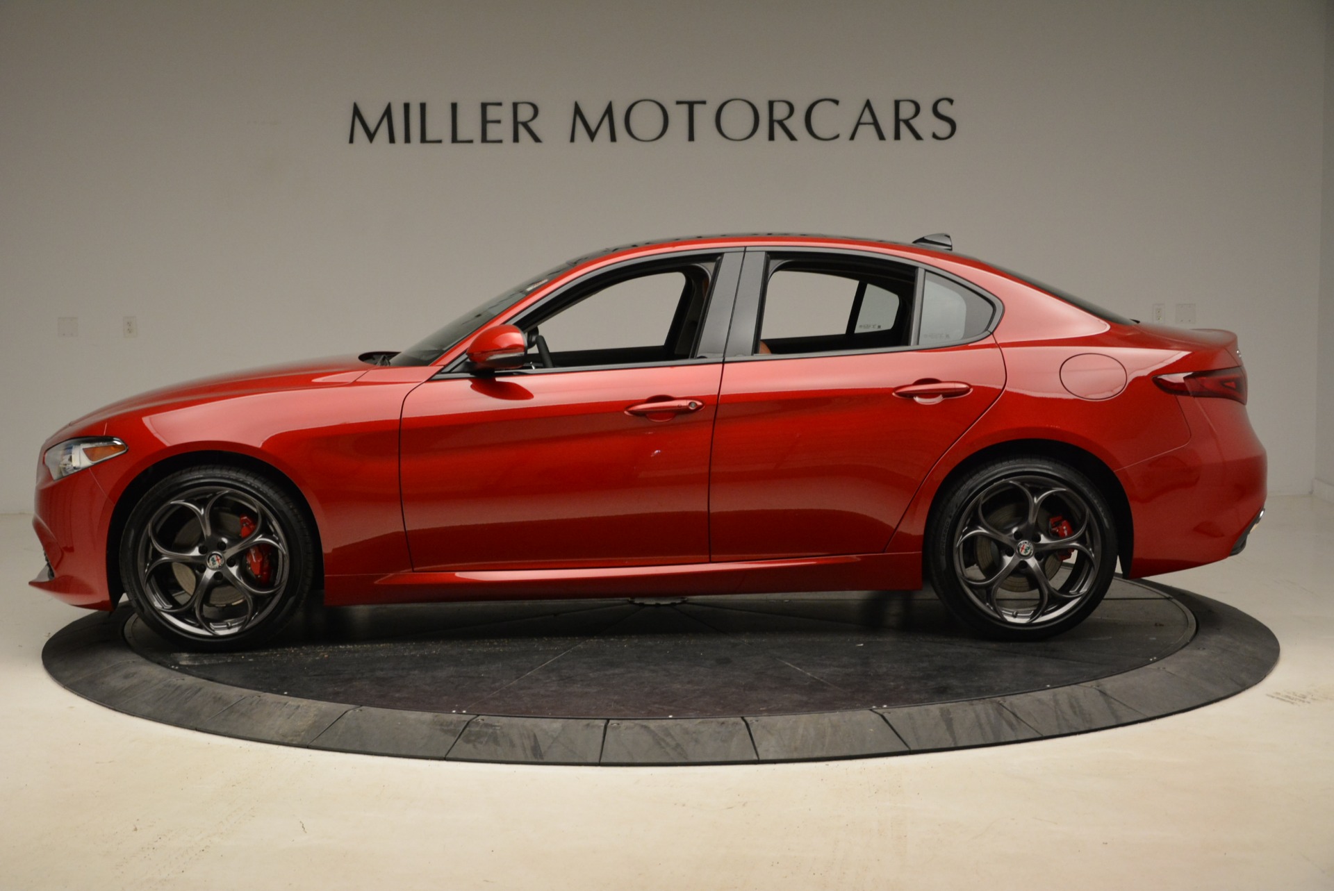 New-2018-Alfa-Romeo-Giulia-Ti-Sport-Q4