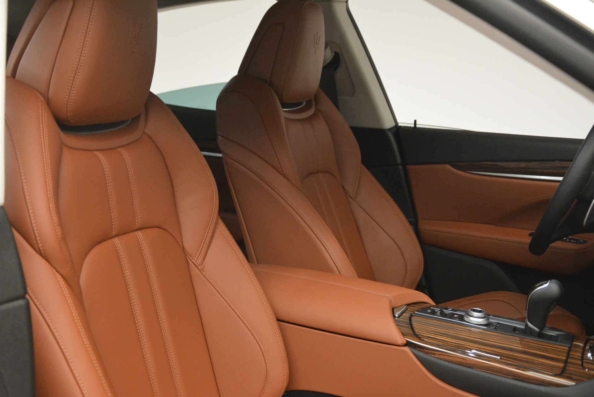 New-2018-Maserati-Levante-Q4-GranSport