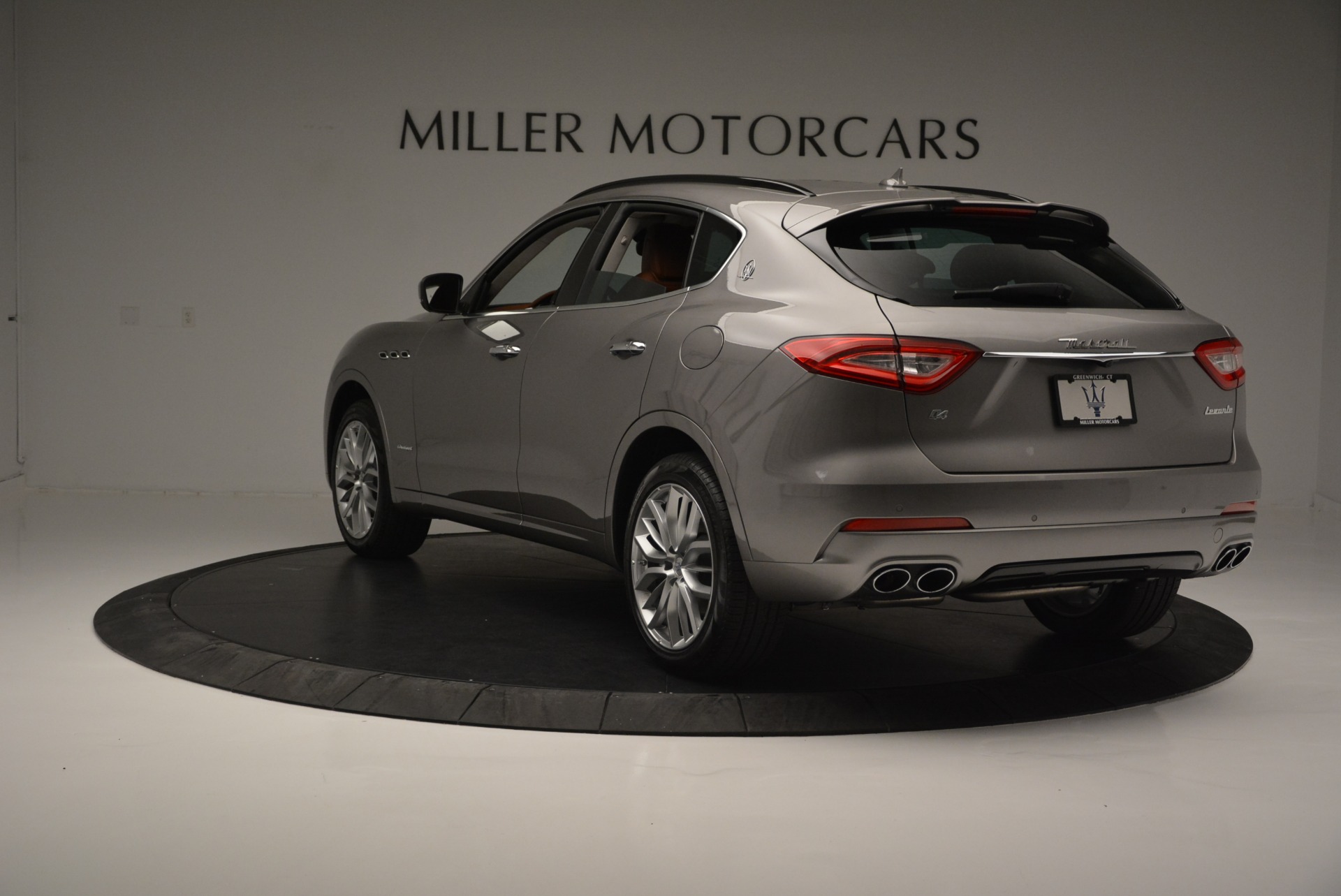 New-2018-Maserati-Levante-Q4-GranSport