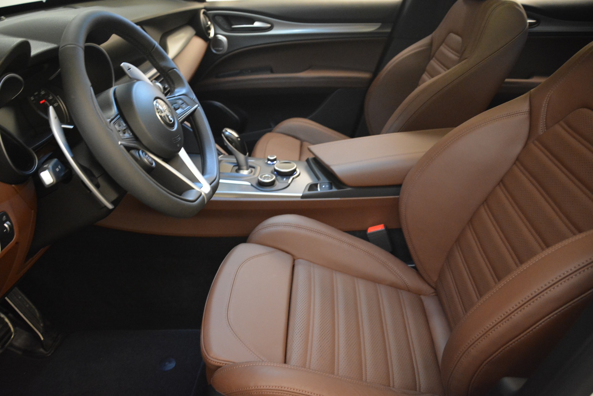 New-2018-Alfa-Romeo-Stelvio-Ti-Sport-Q4