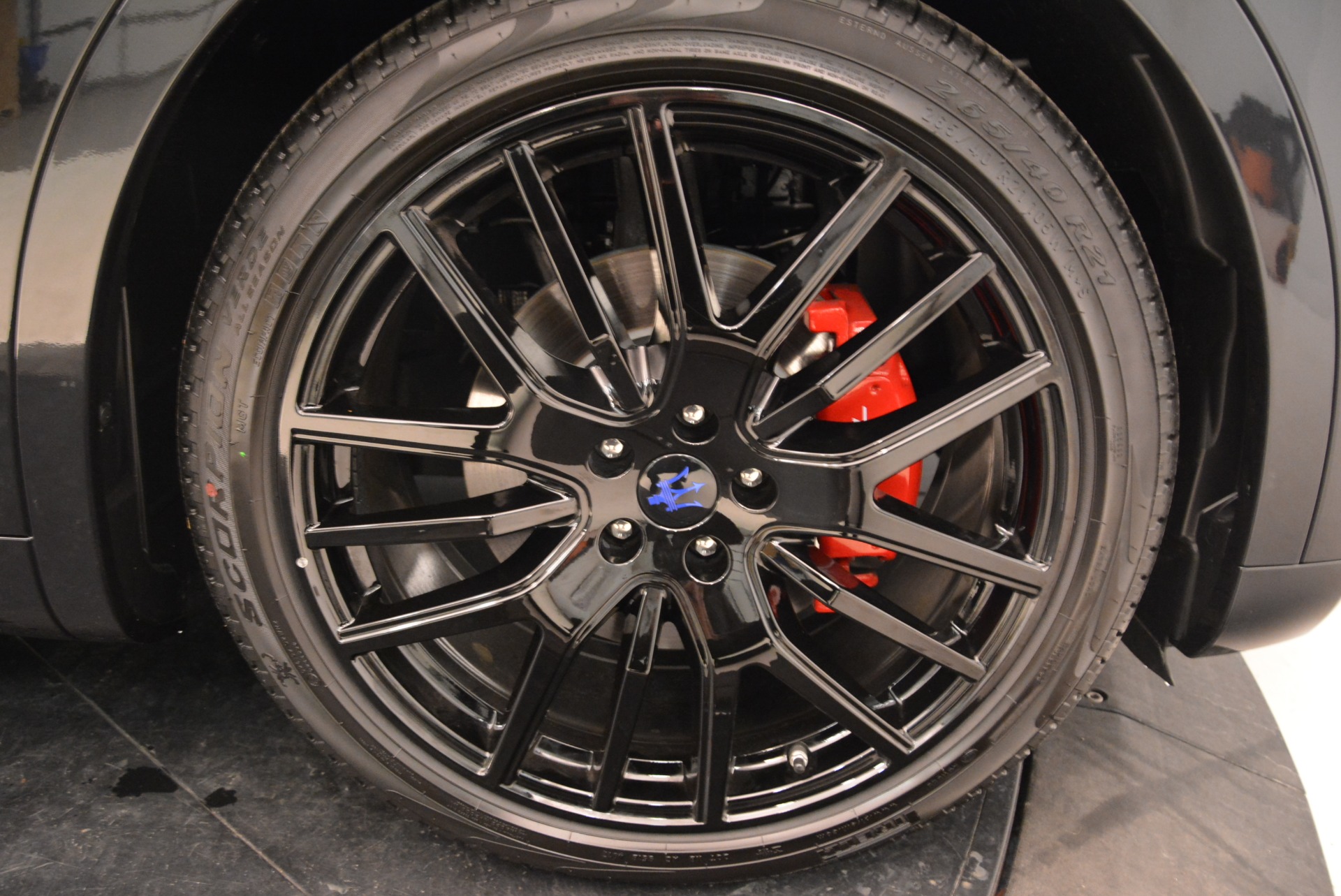 New-2018-Maserati-Levante-S-Q4-Gransport