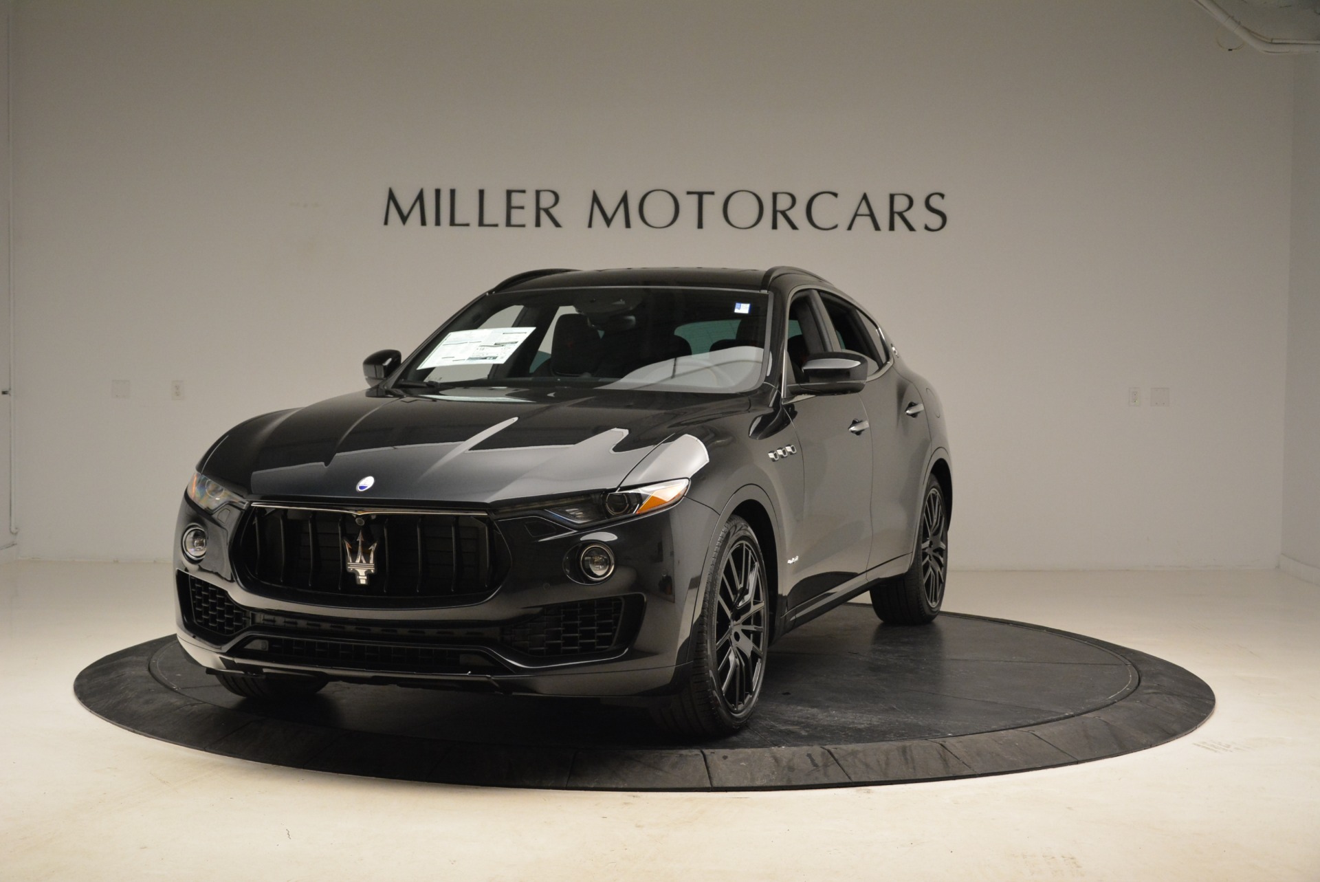 New-2018-Maserati-Levante-S-Q4-Gransport