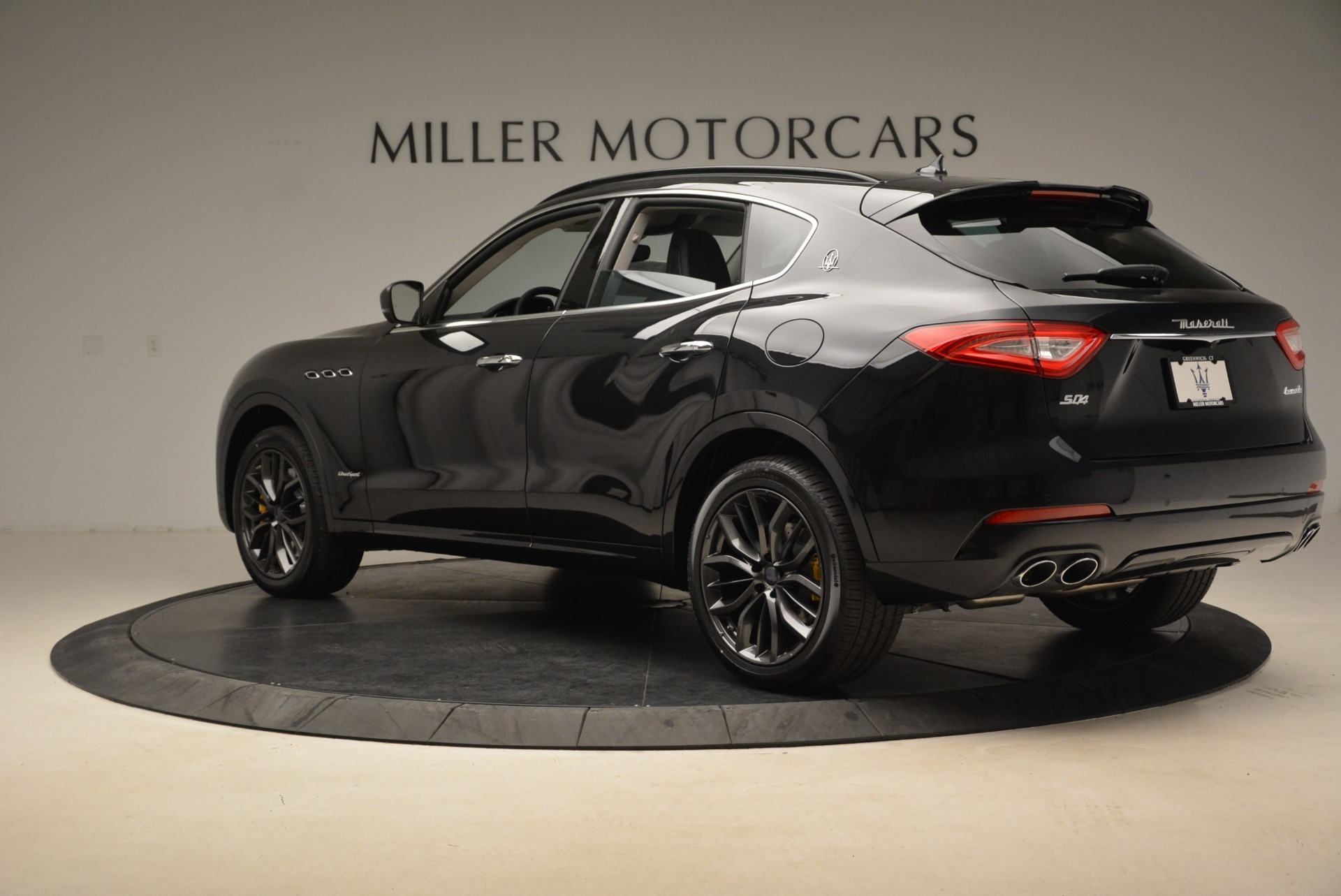 New-2018-Maserati-Levante-S-Q4-GranSport