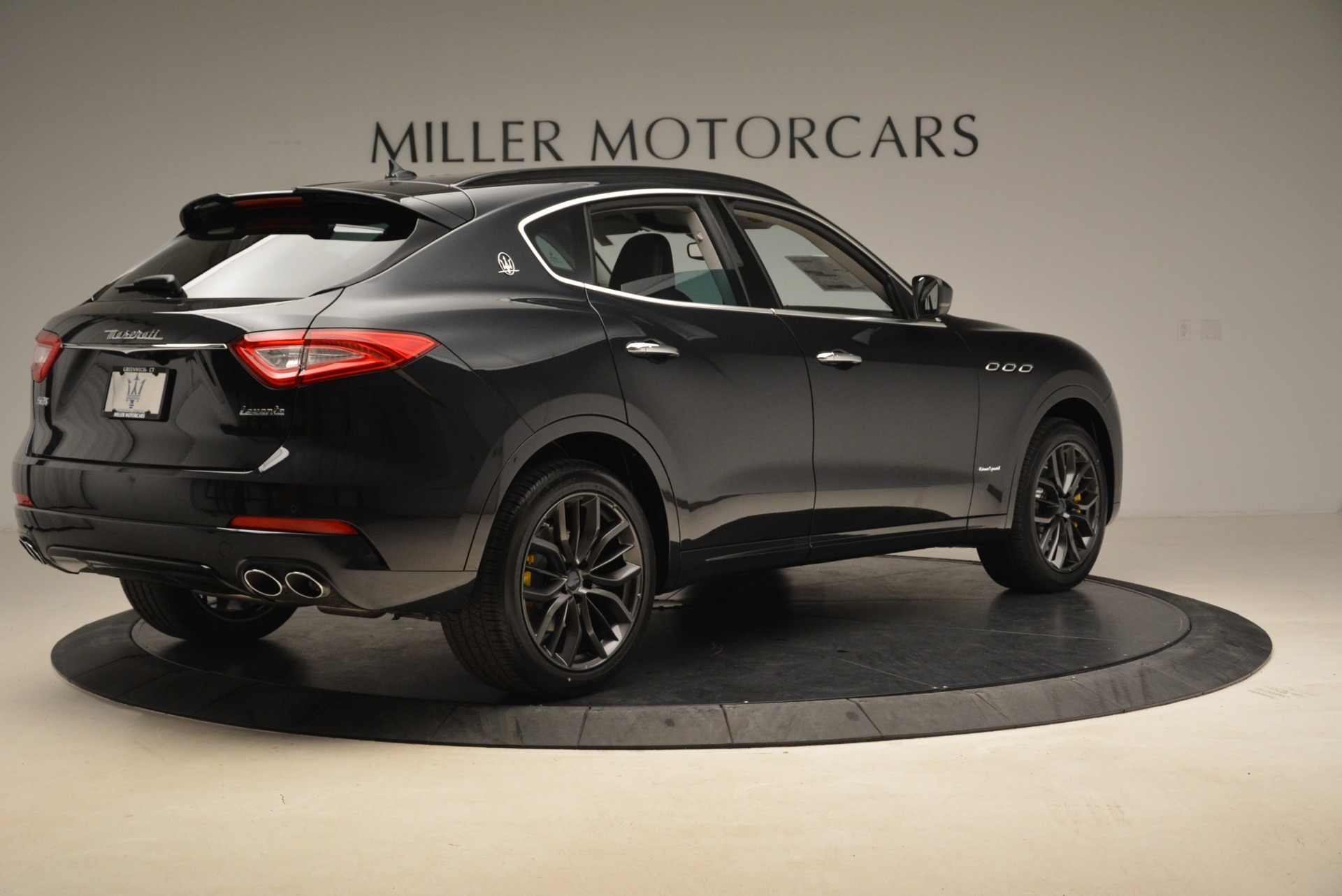 New-2018-Maserati-Levante-S-Q4-GranSport