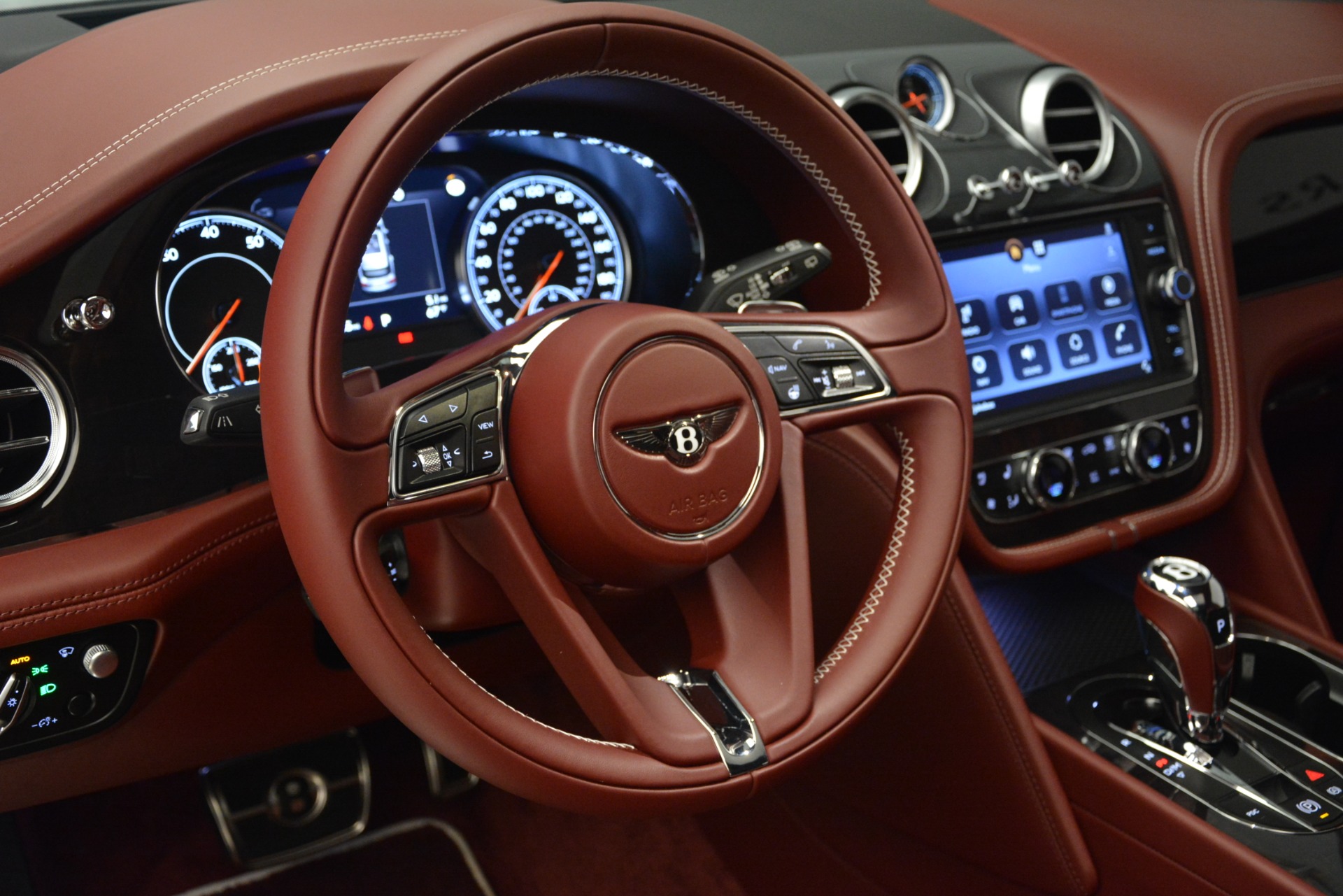 New-2019-Bentley-Bentayga-V8