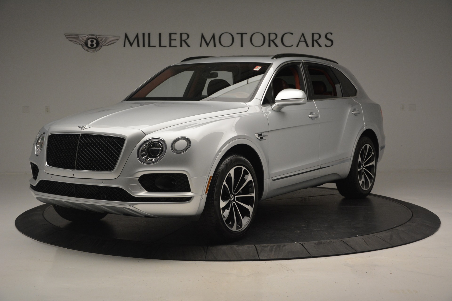 New-2019-Bentley-Bentayga-V8