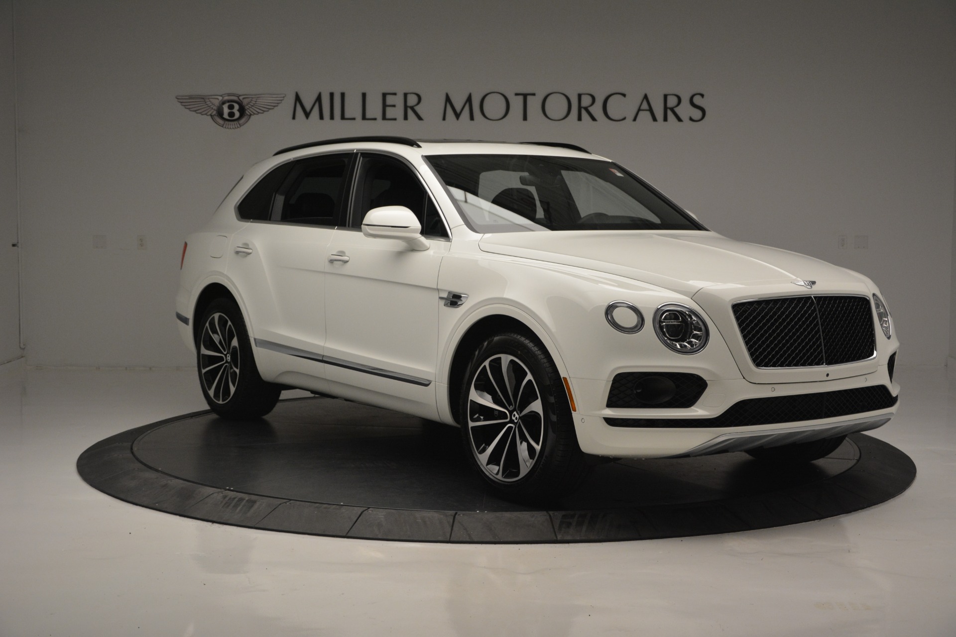 Used-2019-Bentley-Bentayga-V8