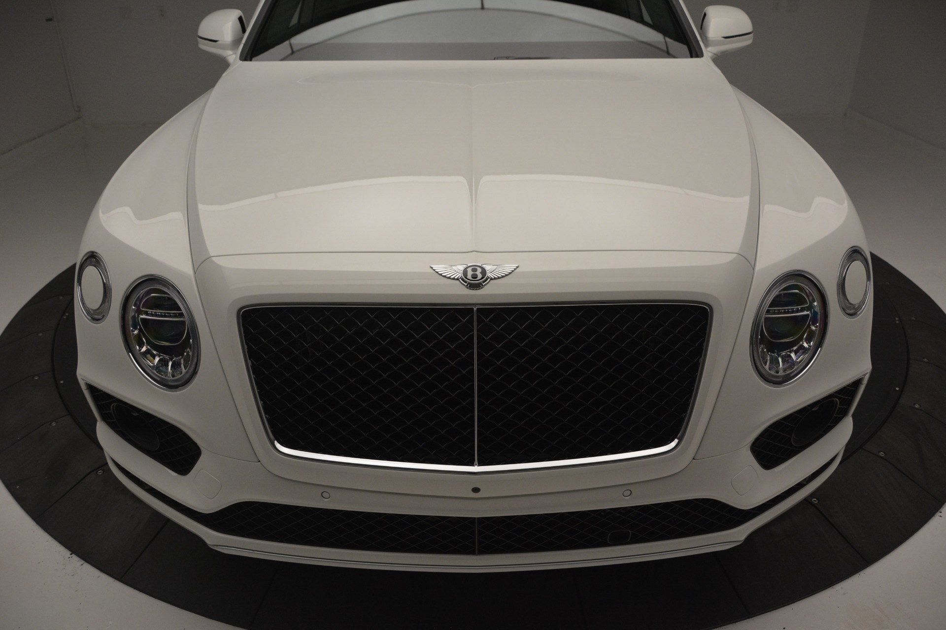 Used-2019-Bentley-Bentayga-V8