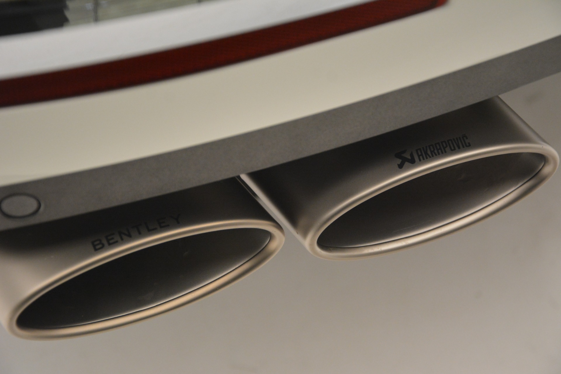 Used-2019-Bentley-Bentayga-V8