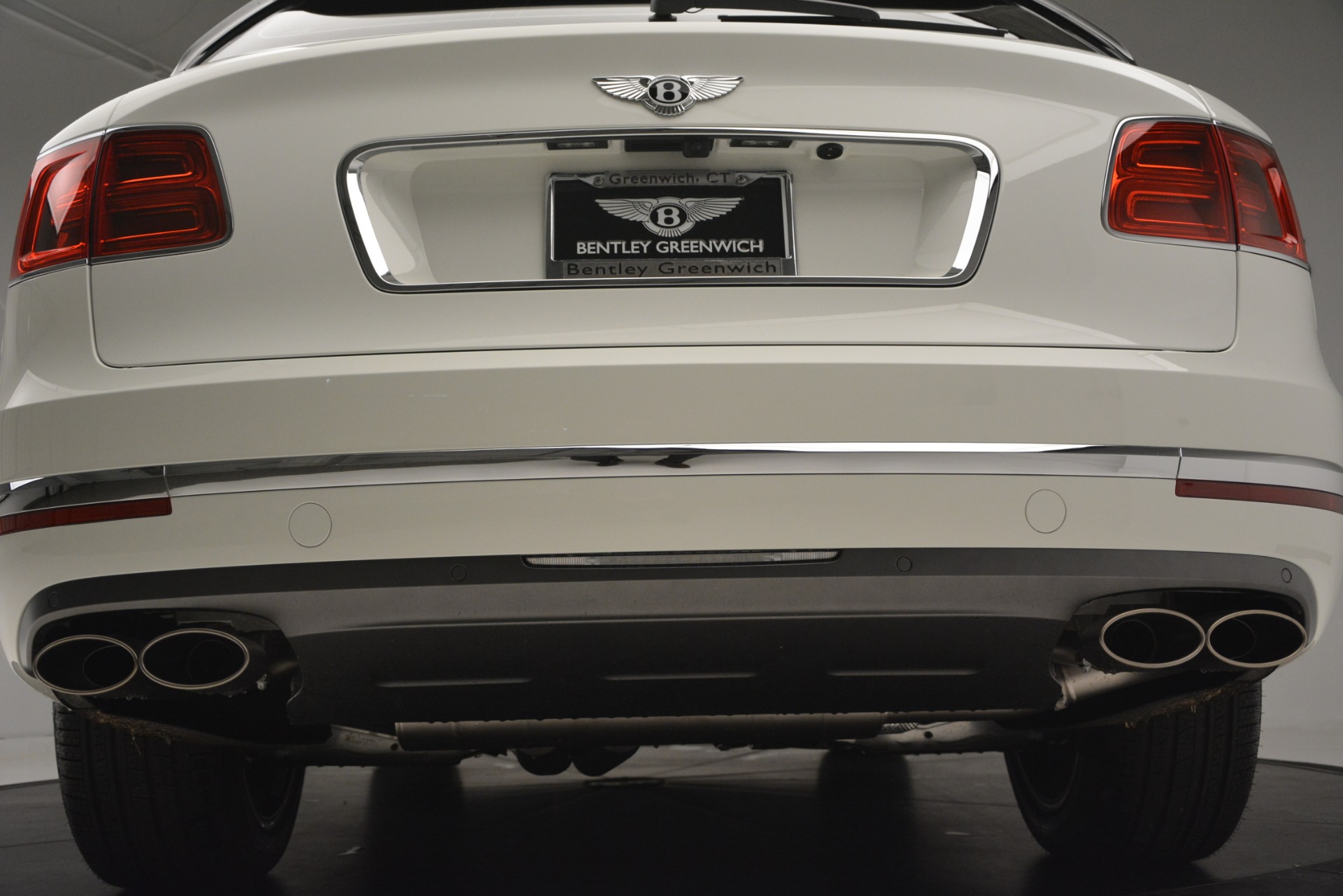 Used-2019-Bentley-Bentayga-V8