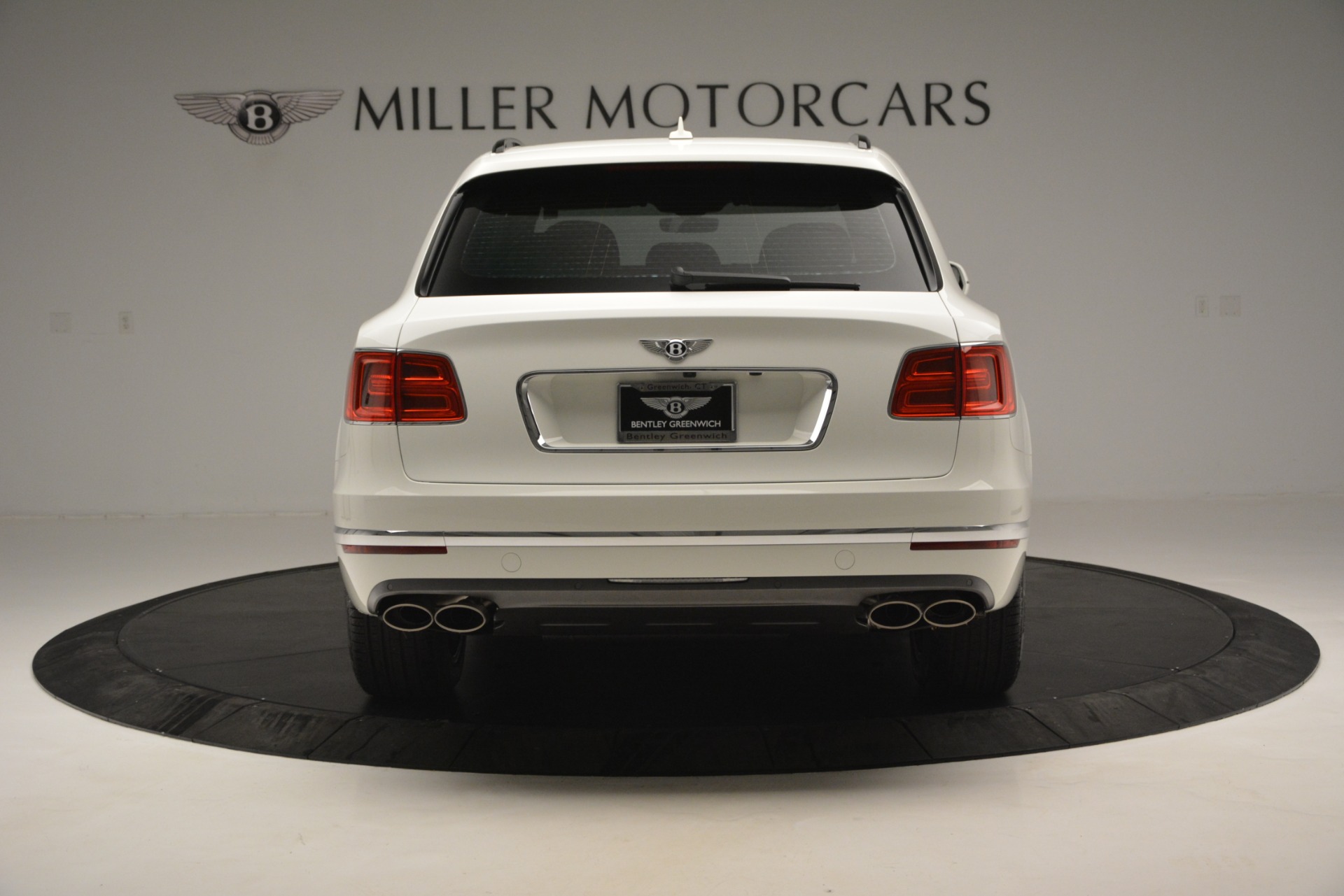 Used-2019-Bentley-Bentayga-V8