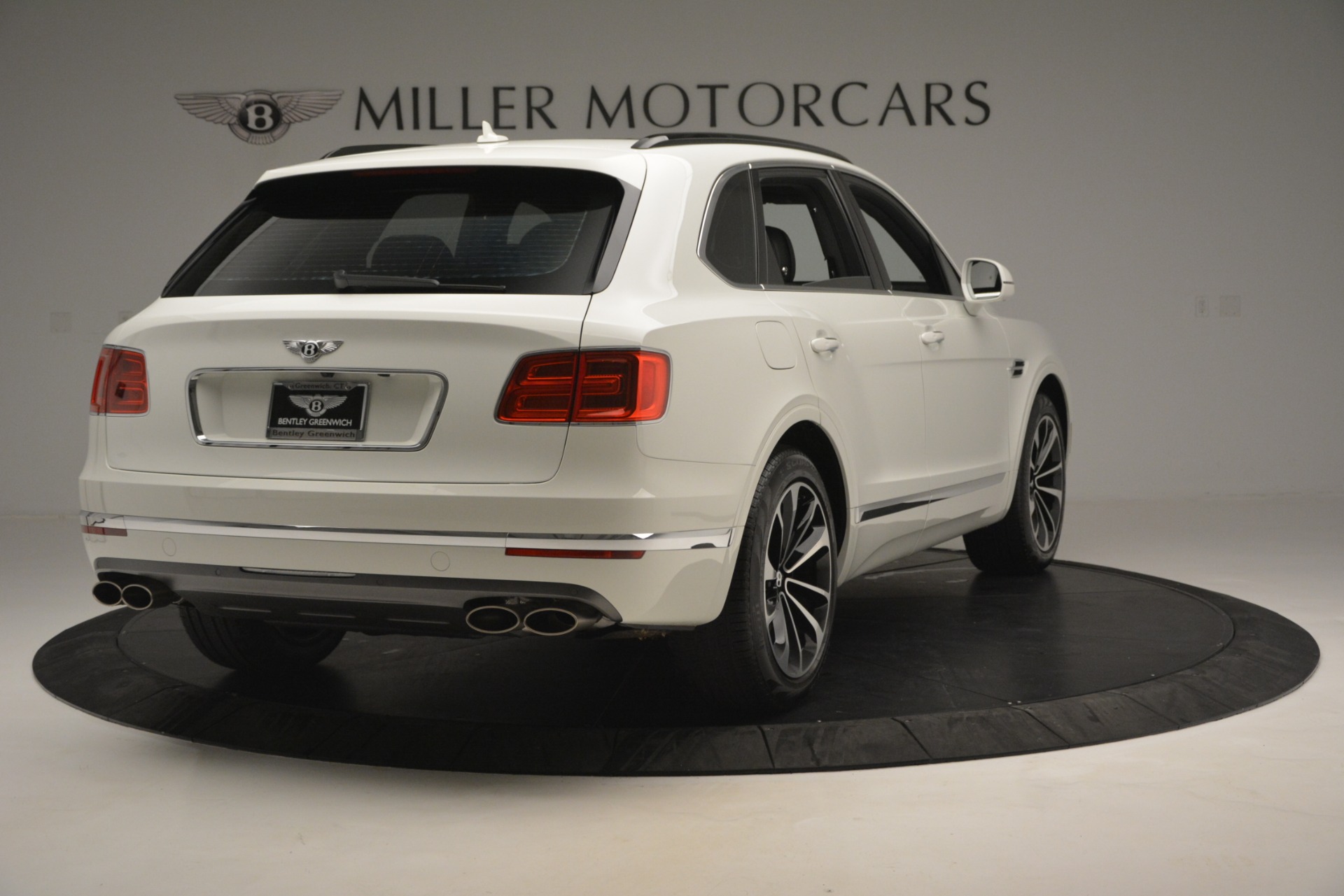 Used-2019-Bentley-Bentayga-V8