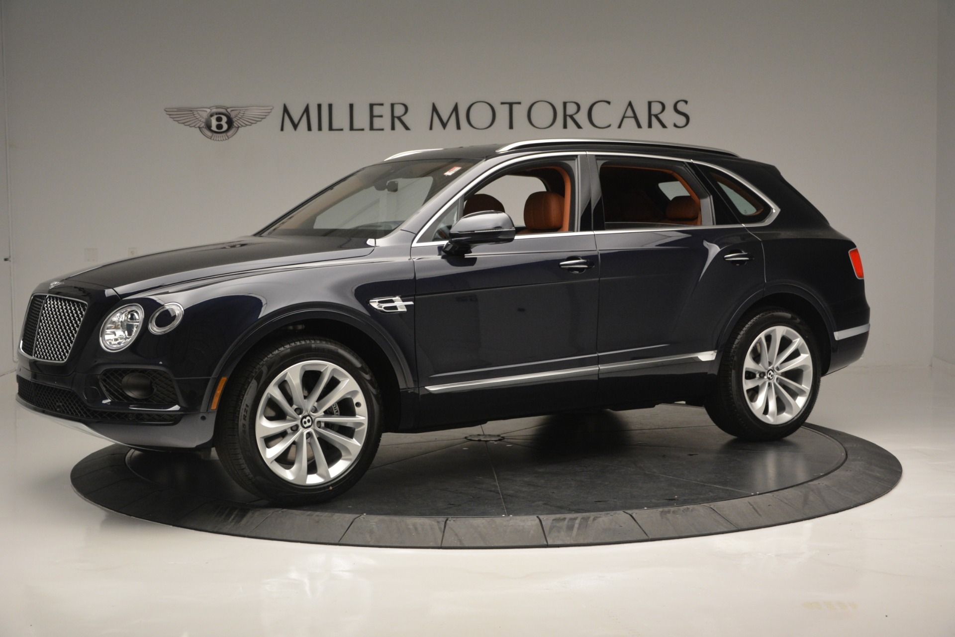 New-2019-Bentley-Bentayga-V8