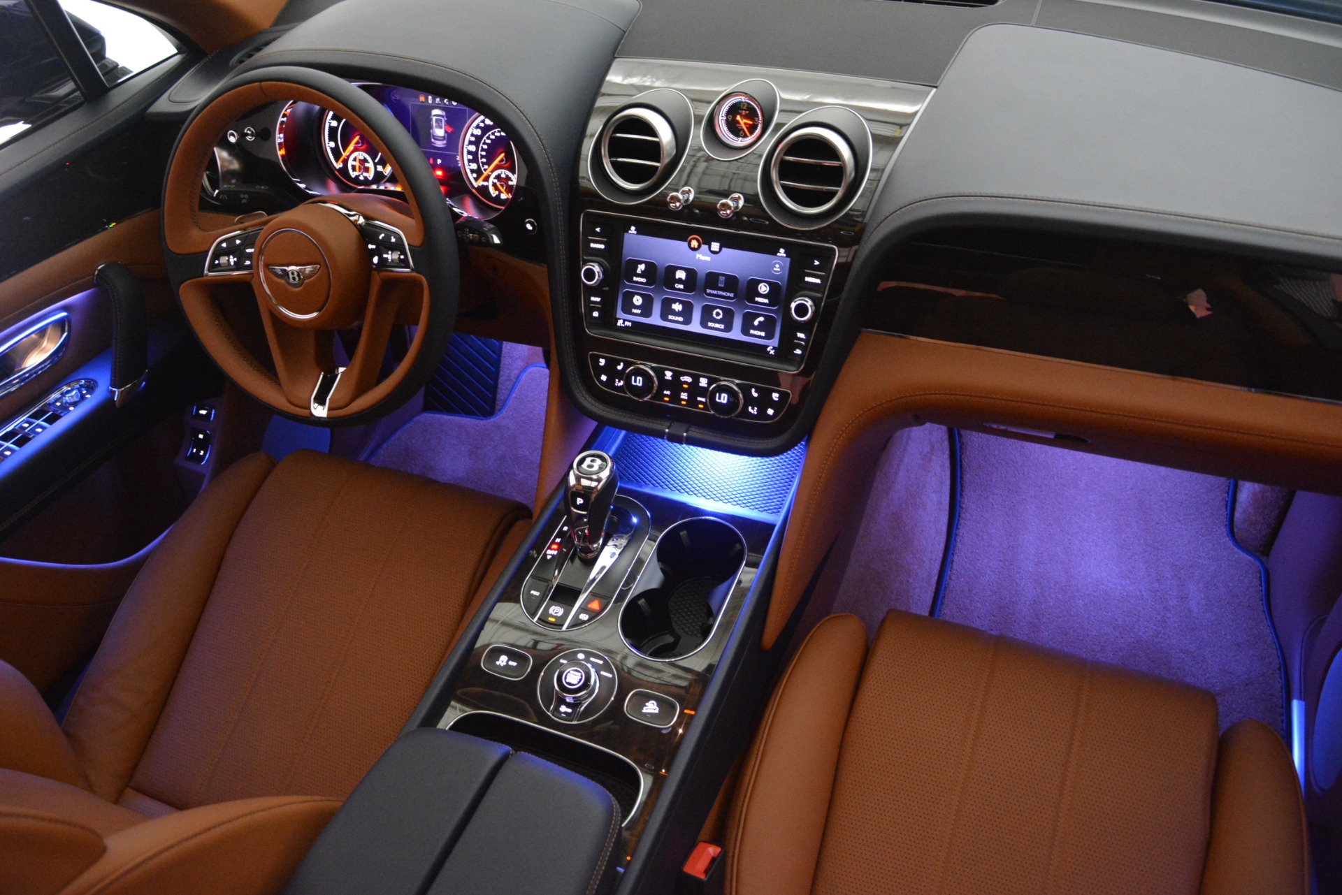 New-2019-Bentley-Bentayga-V8