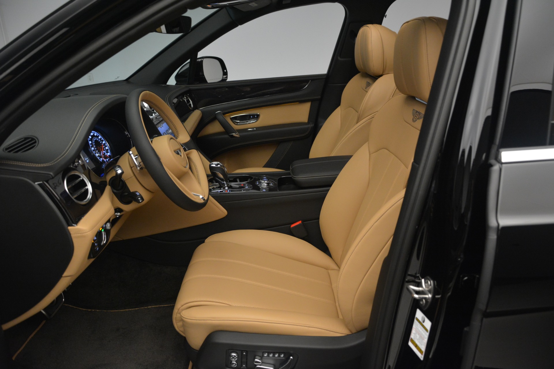 New-2019-Bentley-Bentayga-V8