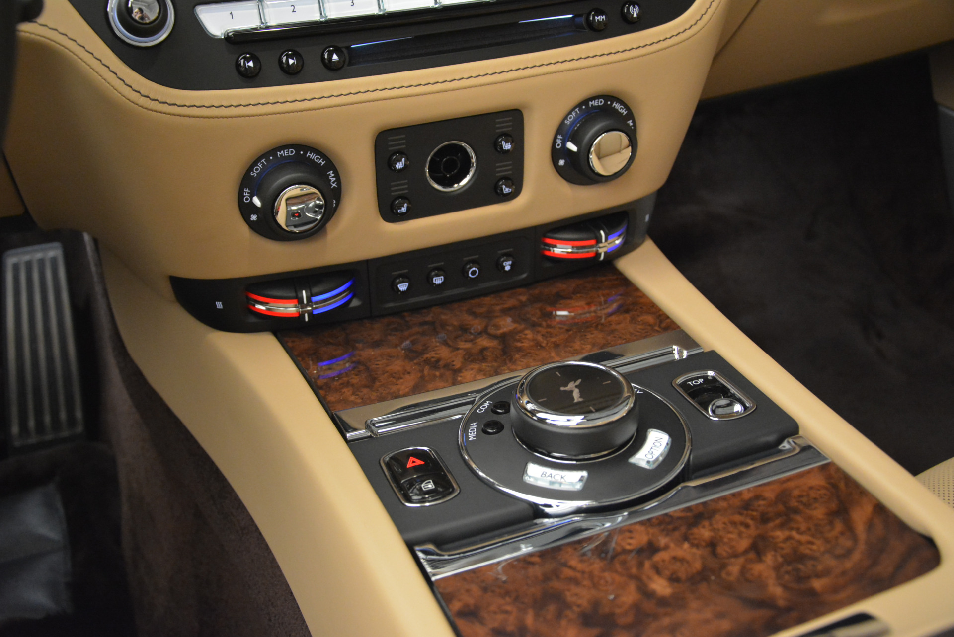 Used-2018-Rolls-Royce-Dawn