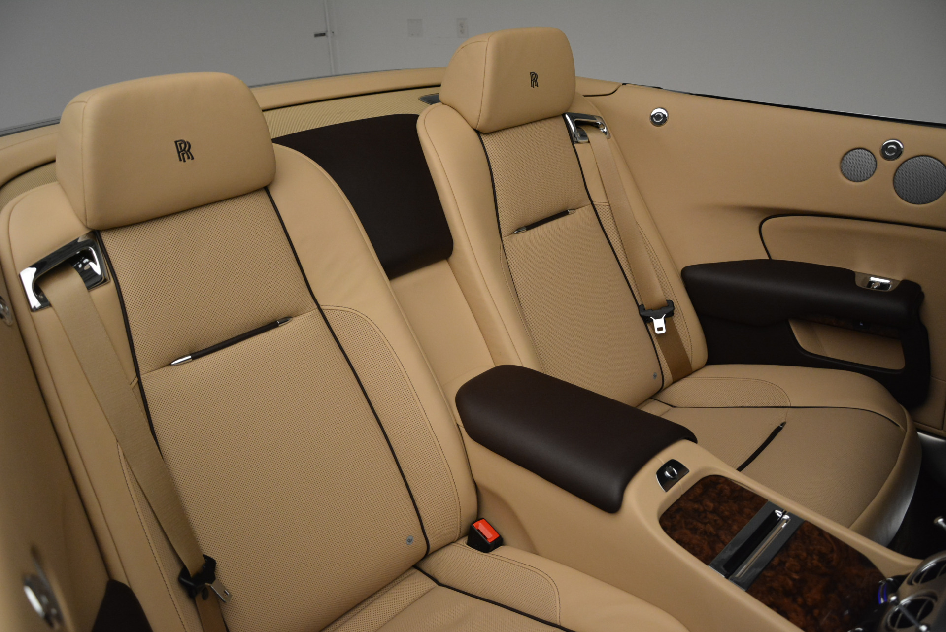 Used-2018-Rolls-Royce-Dawn