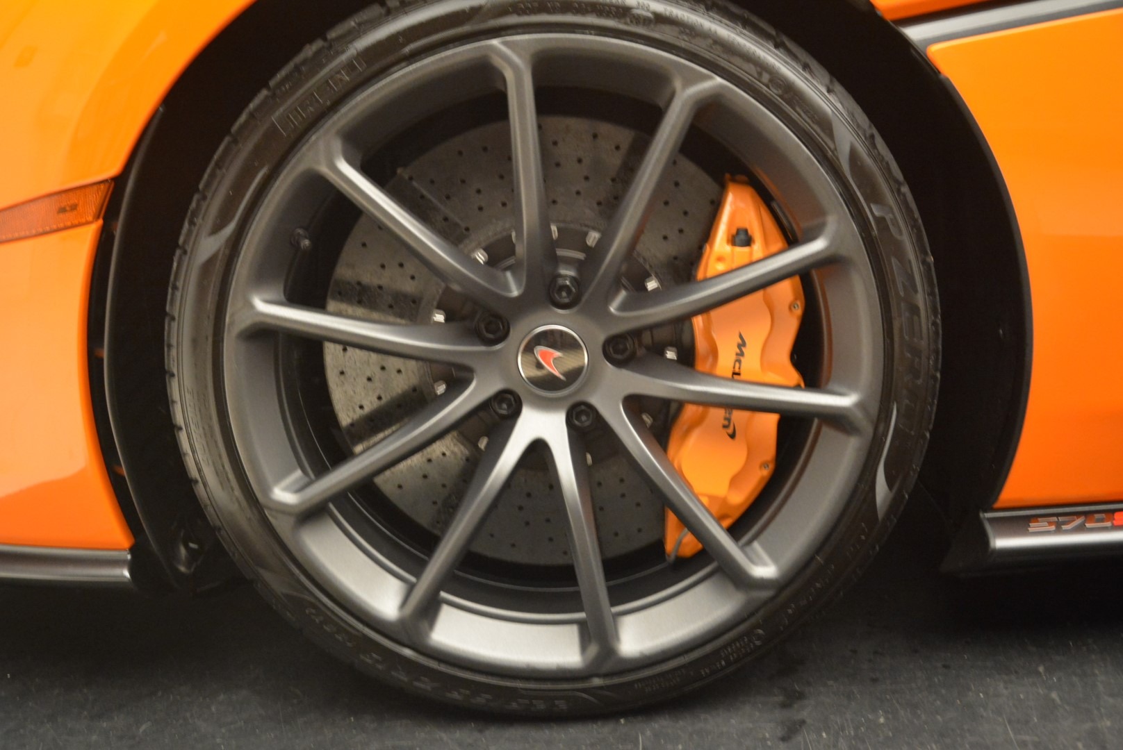 Used-2018-McLaren-570S-Spider-Convertible