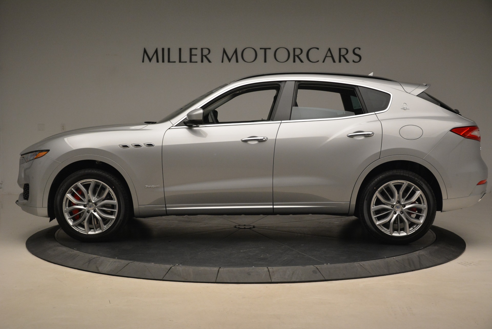 New-2018-Maserati-Levante-S-Q4-GranSport